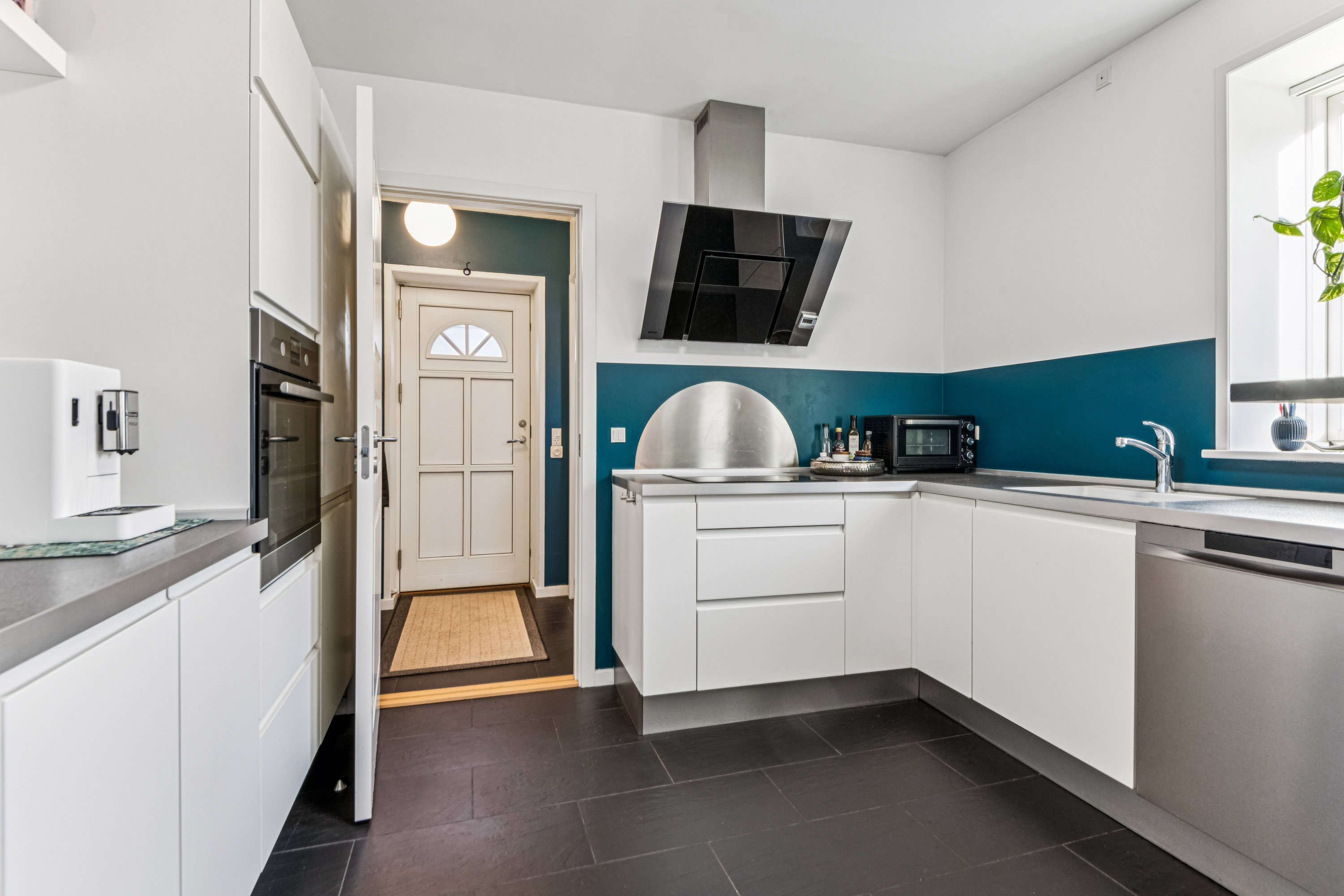 Fremhævet køkken billede i fuldskærmstilstand. Billede af Heimdalsgade 26B, Vejgaard, 9000 Aalborg