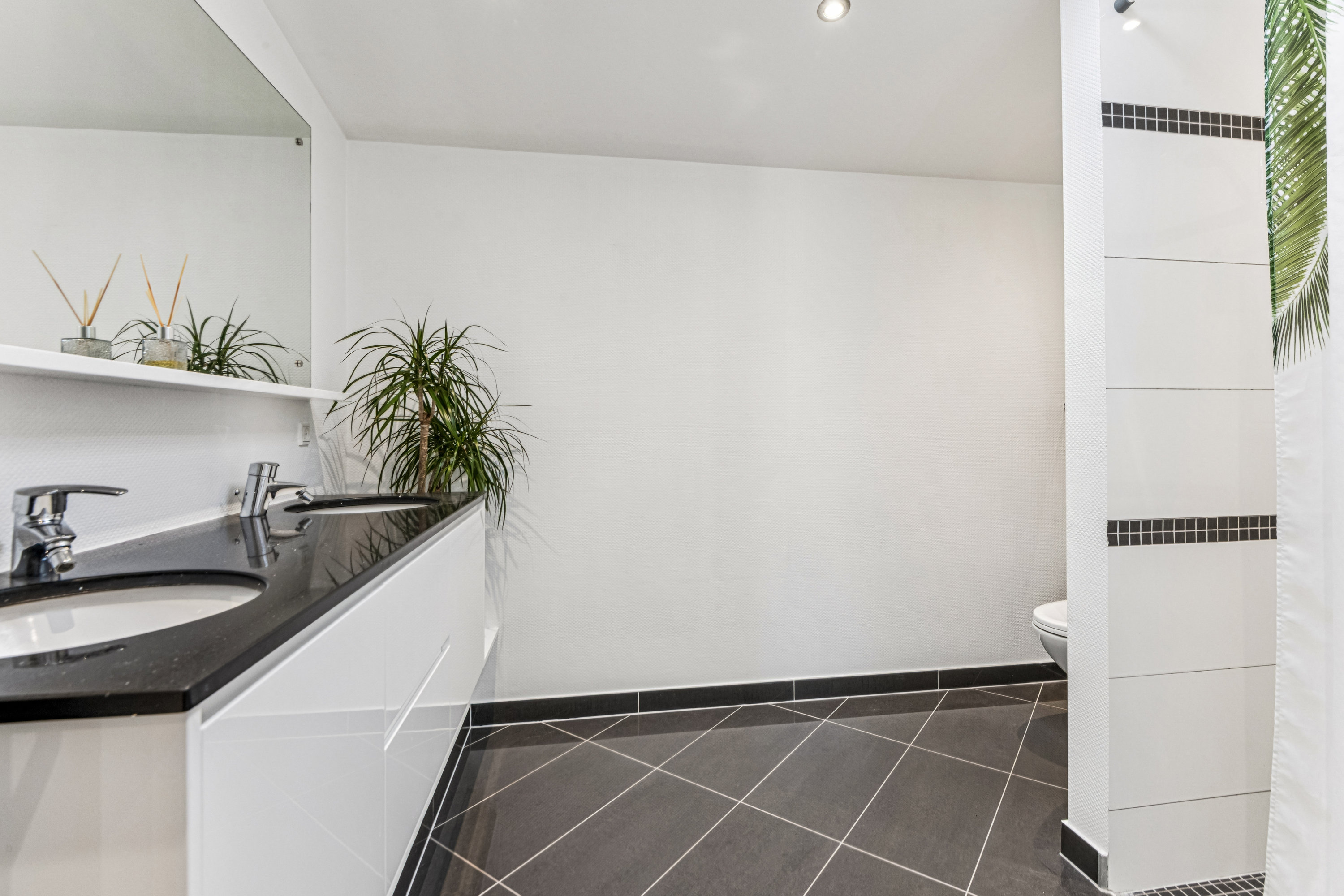 Fremhævet badeværelse billede i fuldskærmstilstand. Billede af Heimdalsgade 26B, Vejgaard, 9000 Aalborg