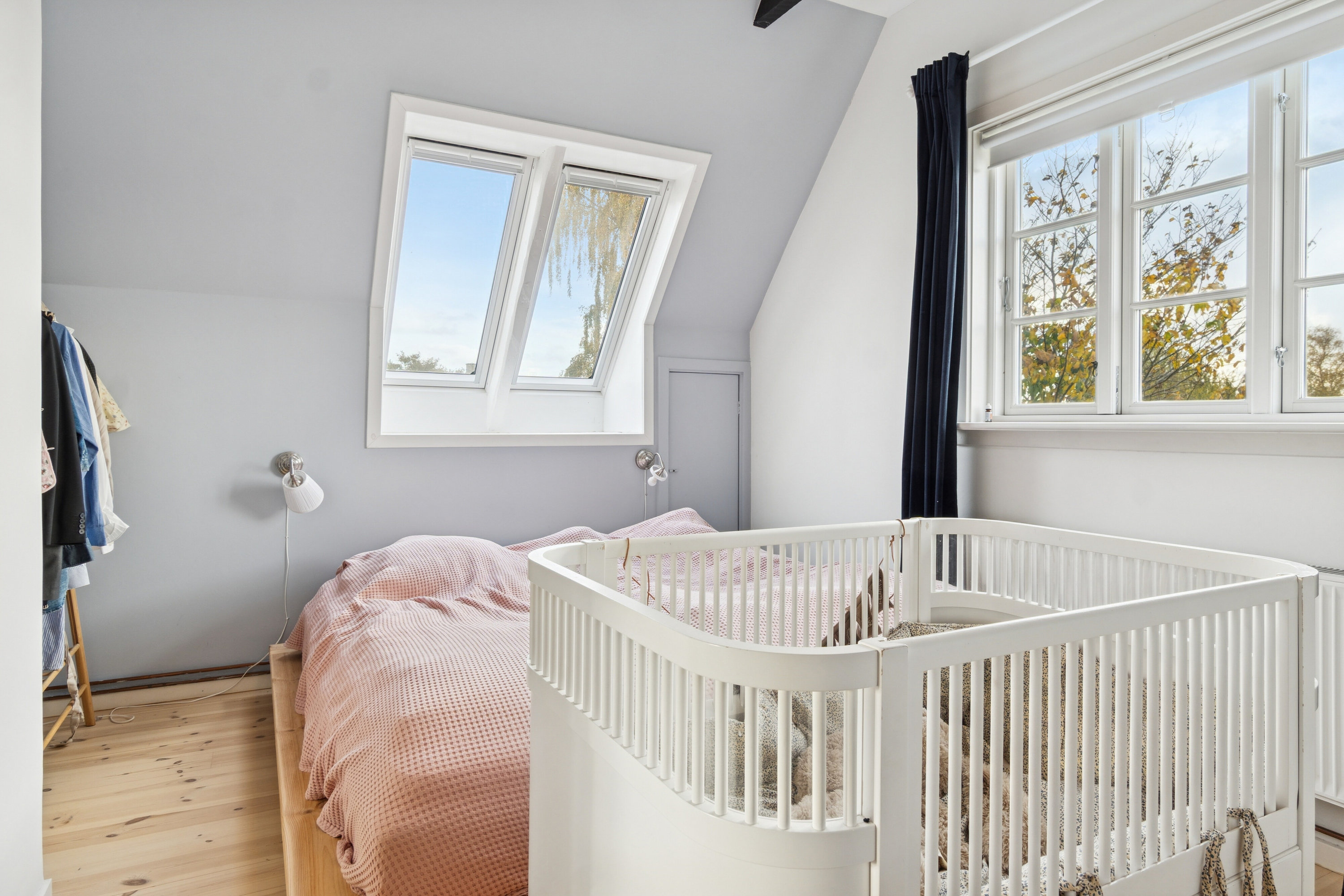 Fremhævet soveværelse billede i fuldskærmstilstand. Billede af Pagteroldvej 9, 2650 Hvidovre