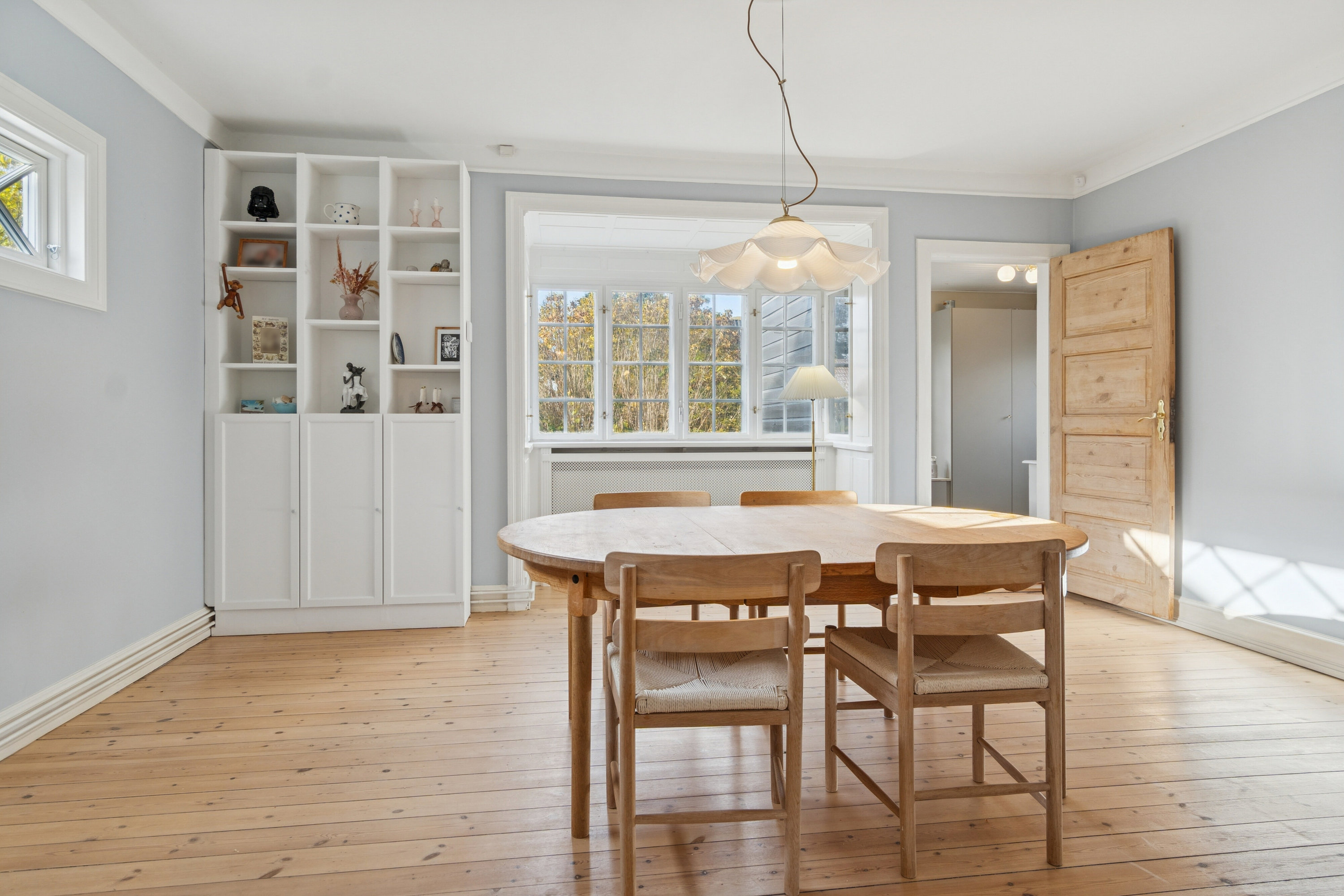 Fremhævet spisestue billede i fuldskærmstilstand. Billede af Pagteroldvej 9, 2650 Hvidovre