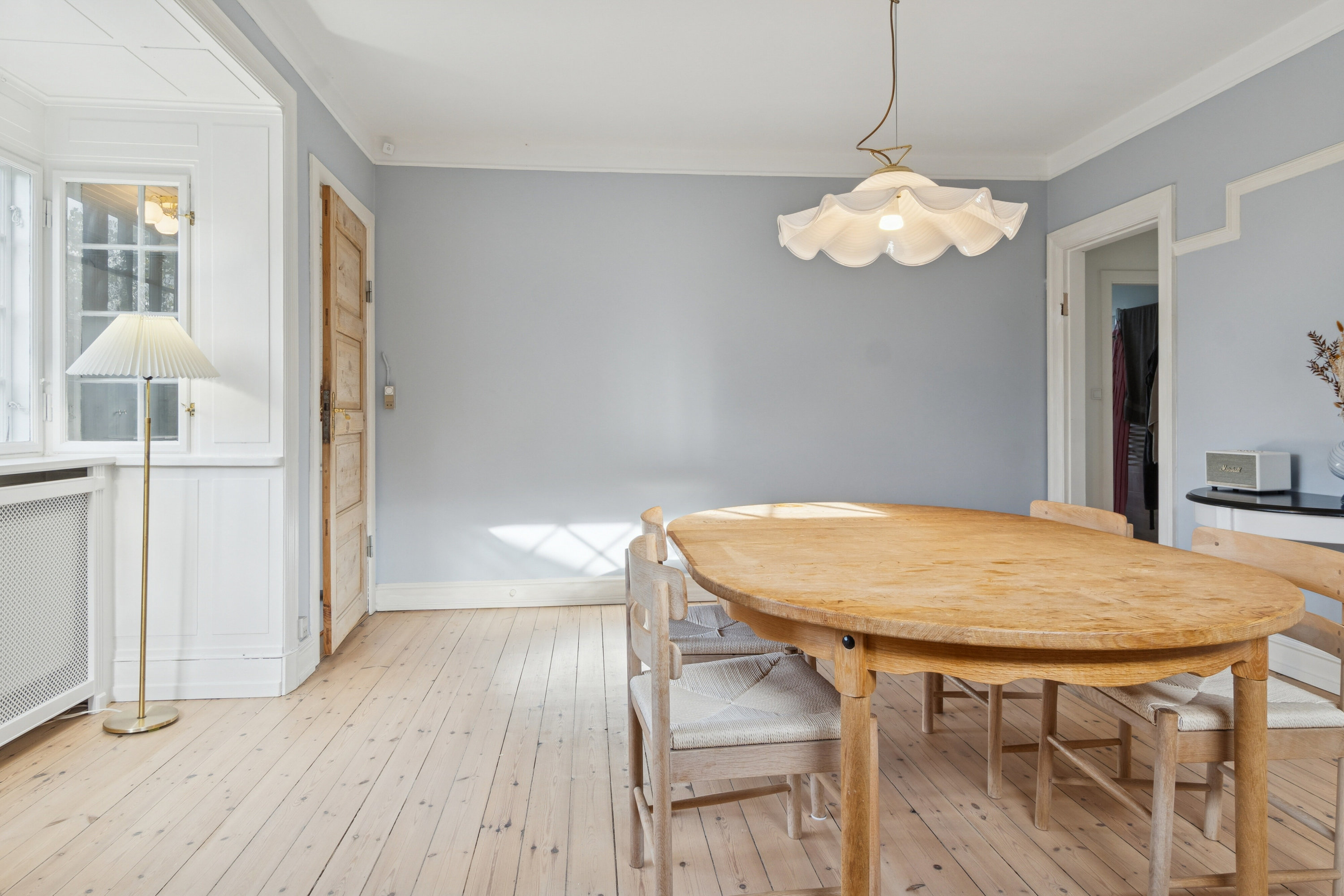 Fremhævet spisestue billede i fuldskærmstilstand. Billede af Pagteroldvej 9, 2650 Hvidovre