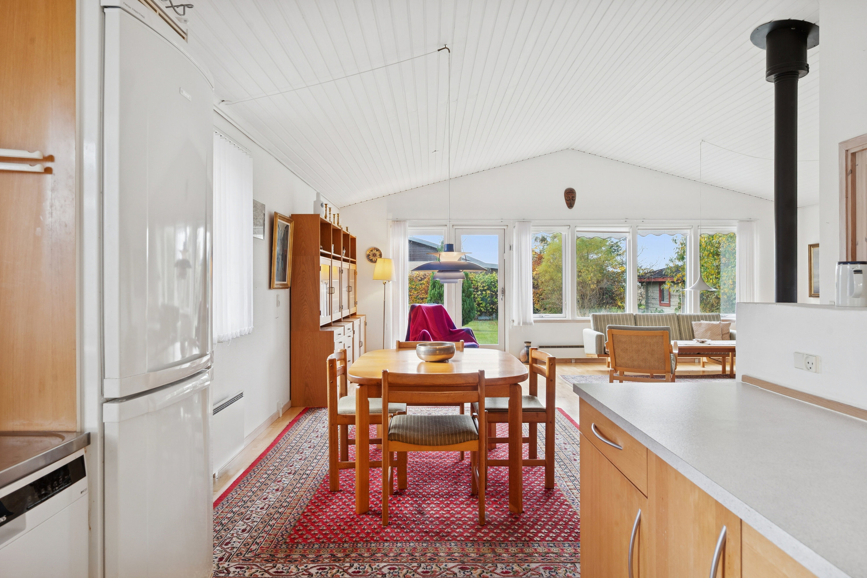 Fremhævet køkken billede i fuldskærmstilstand. Billede af Svanevænget 23B, 4040 Jyllinge