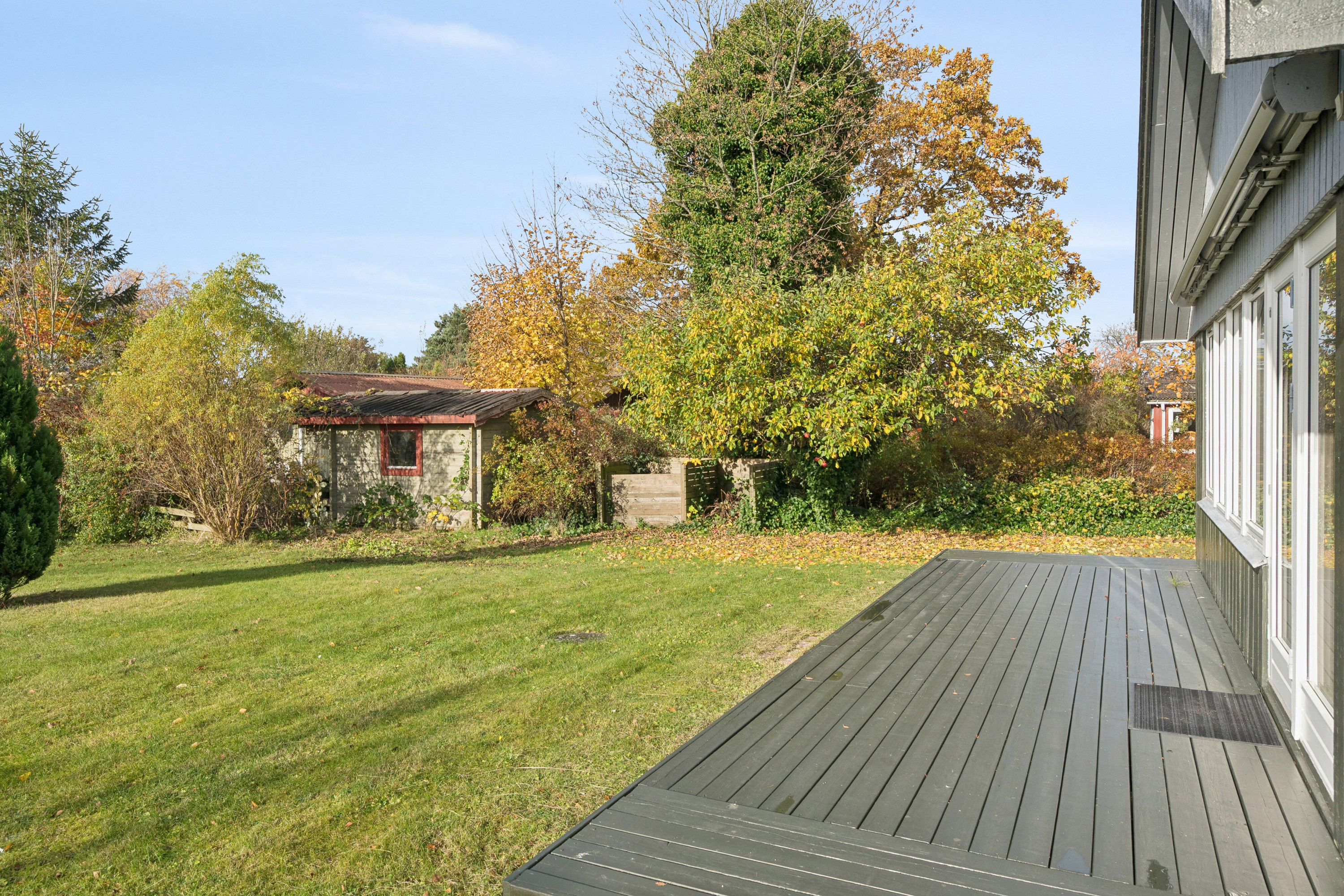 Fremhævet have billede i fuldskærmstilstand. Billede af Svanevænget 23B, 4040 Jyllinge