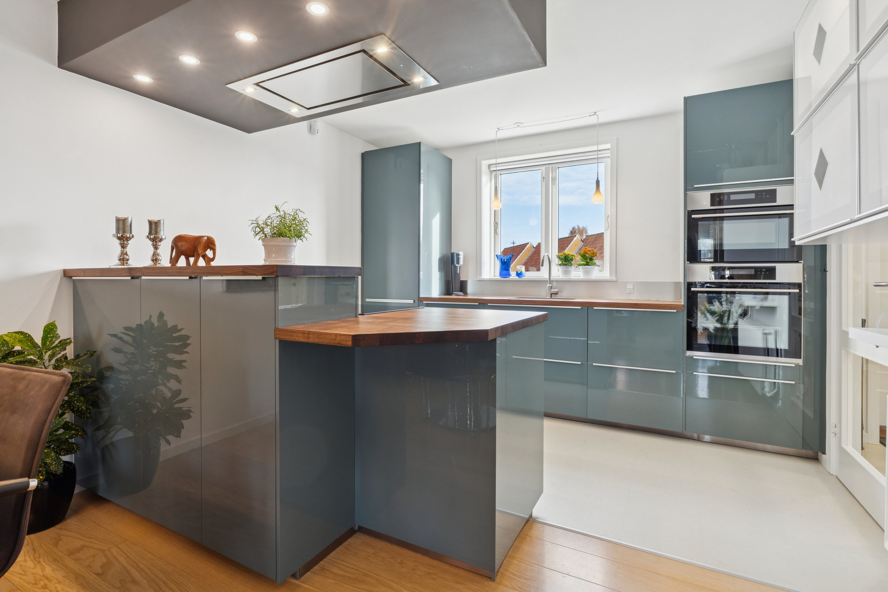 Fremhævet køkken billede i fuldskærmstilstand. Billede af Nørreport 16, 1., 5900 Rudkøbing