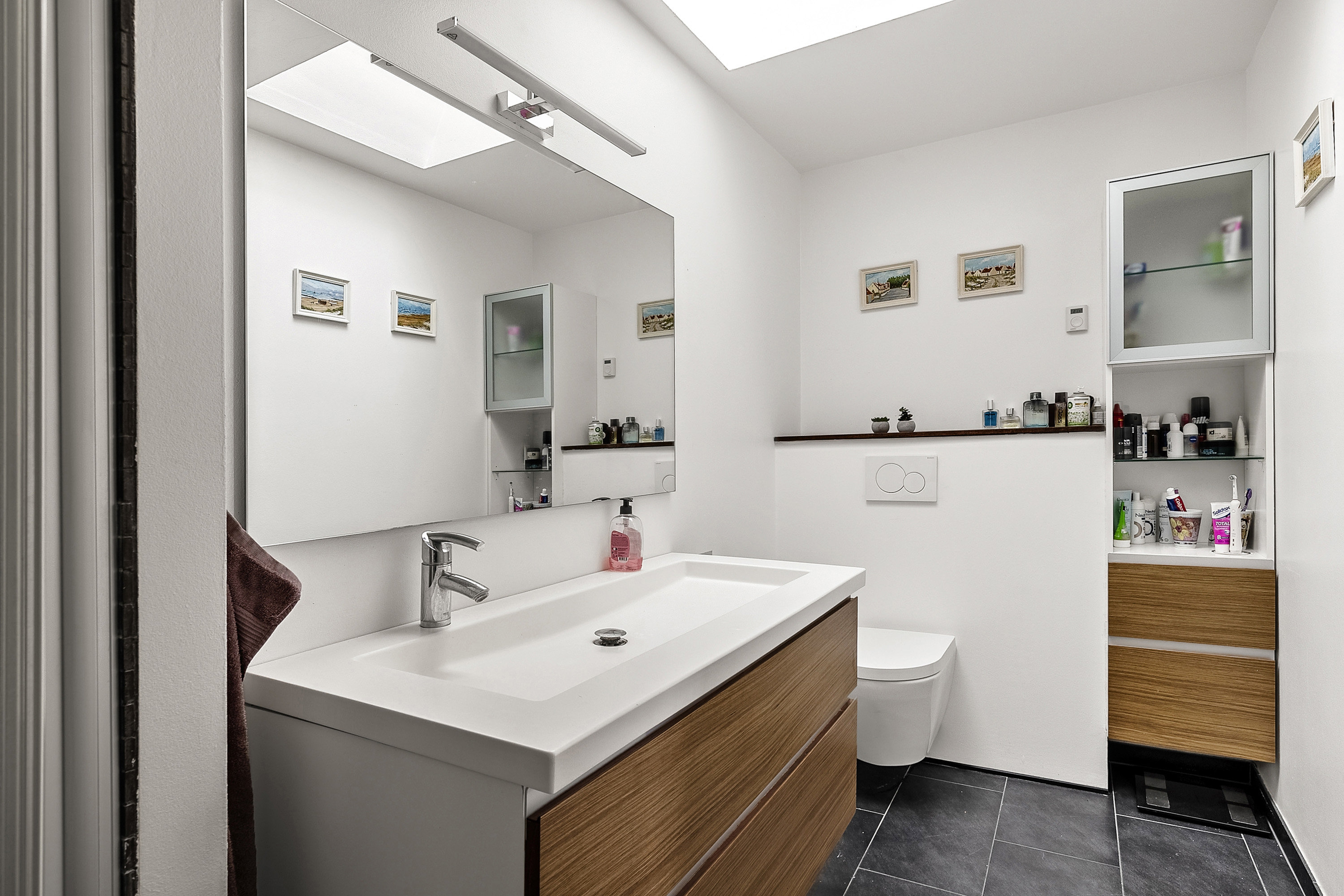 Fremhævet badeværelse billede i fuldskærmstilstand. Billede af Højgårdsvej 30, 8362 Hørning