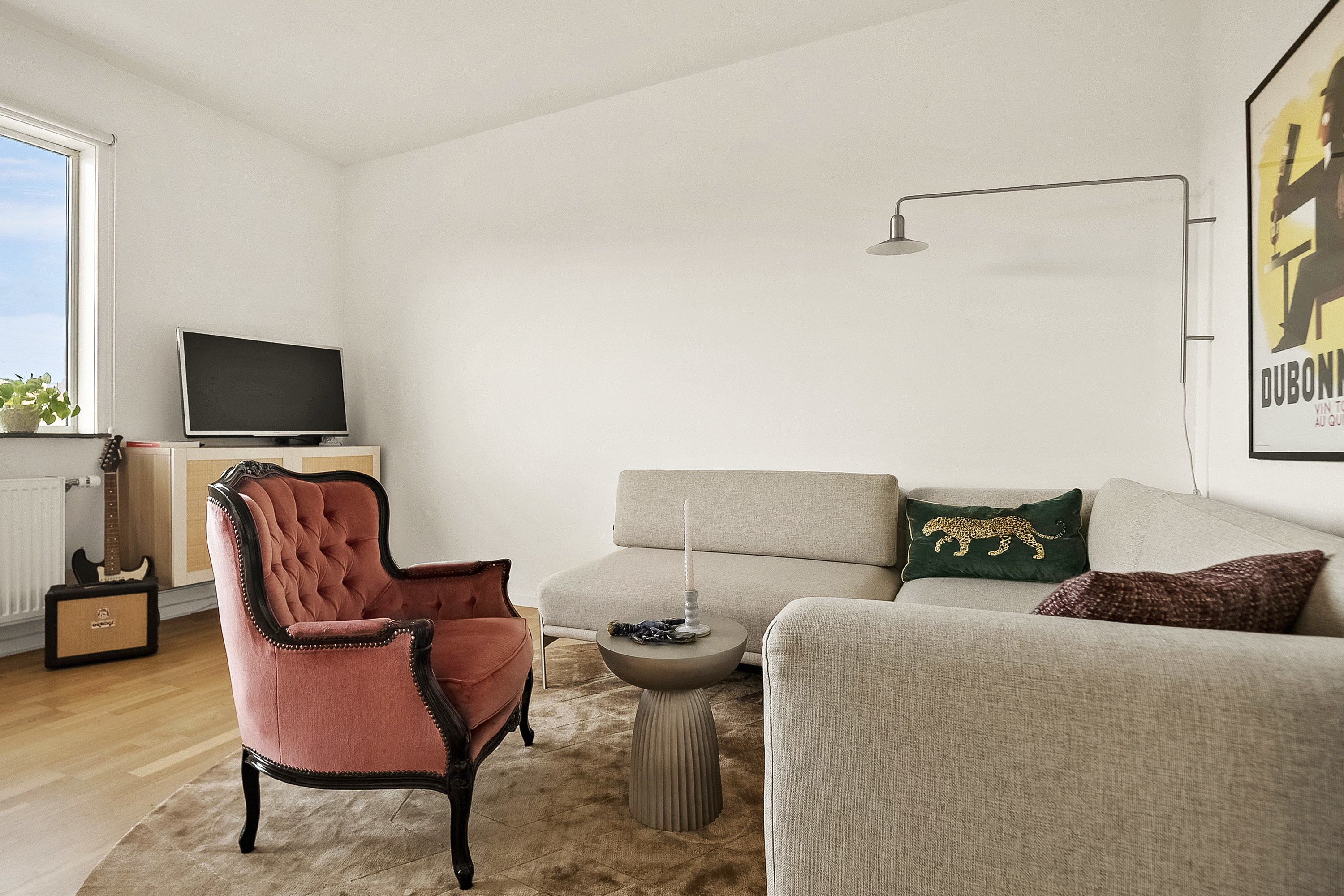 Fremhævet stue billede i fuldskærmstilstand. Billede af Skovvejen 44A, 4. tv., 8000 Aarhus C