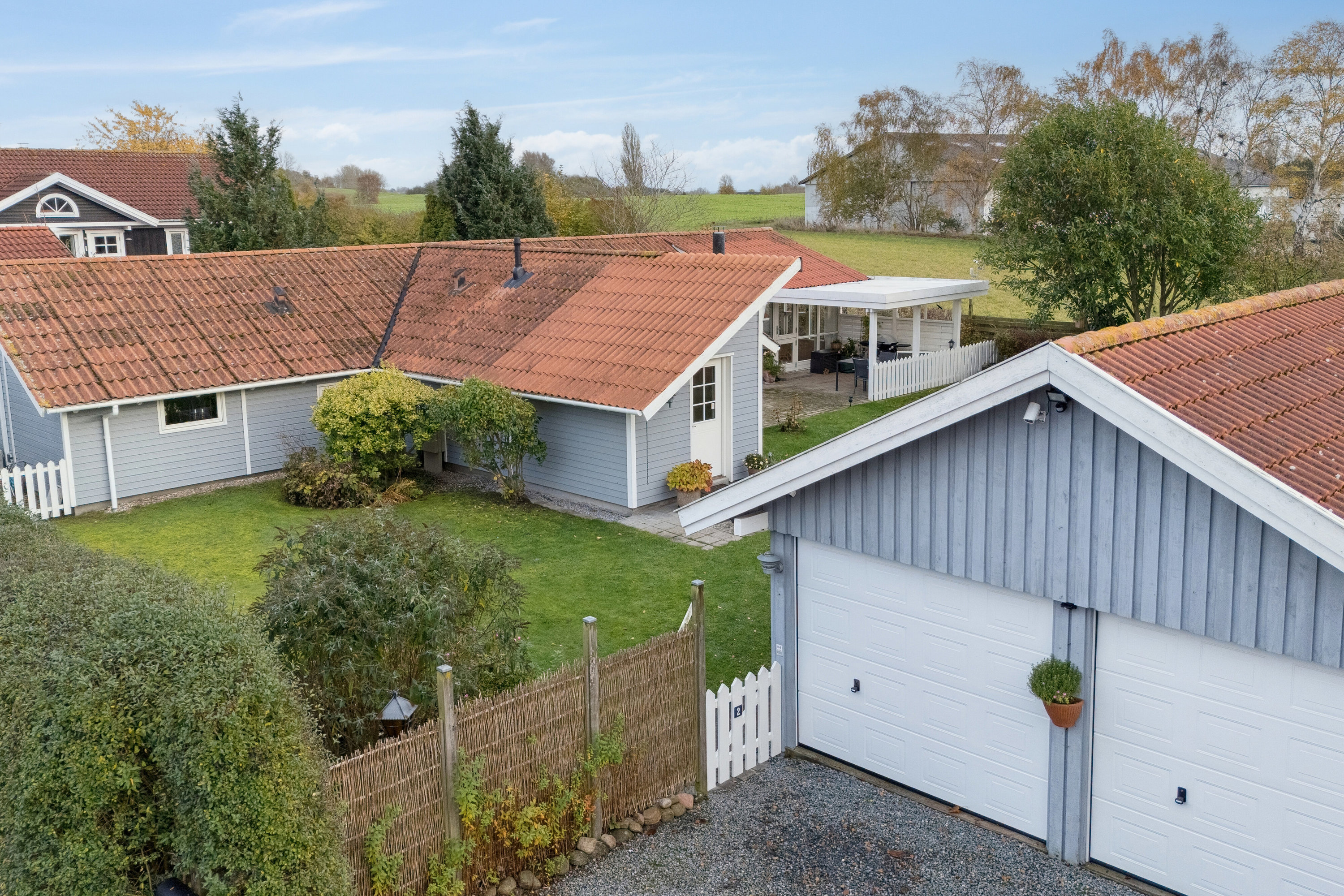 Fremhævet set fra haven billede i fuldskærmstilstand. Billede af Pilehaven 2, Ferslev, 4050 Skibby