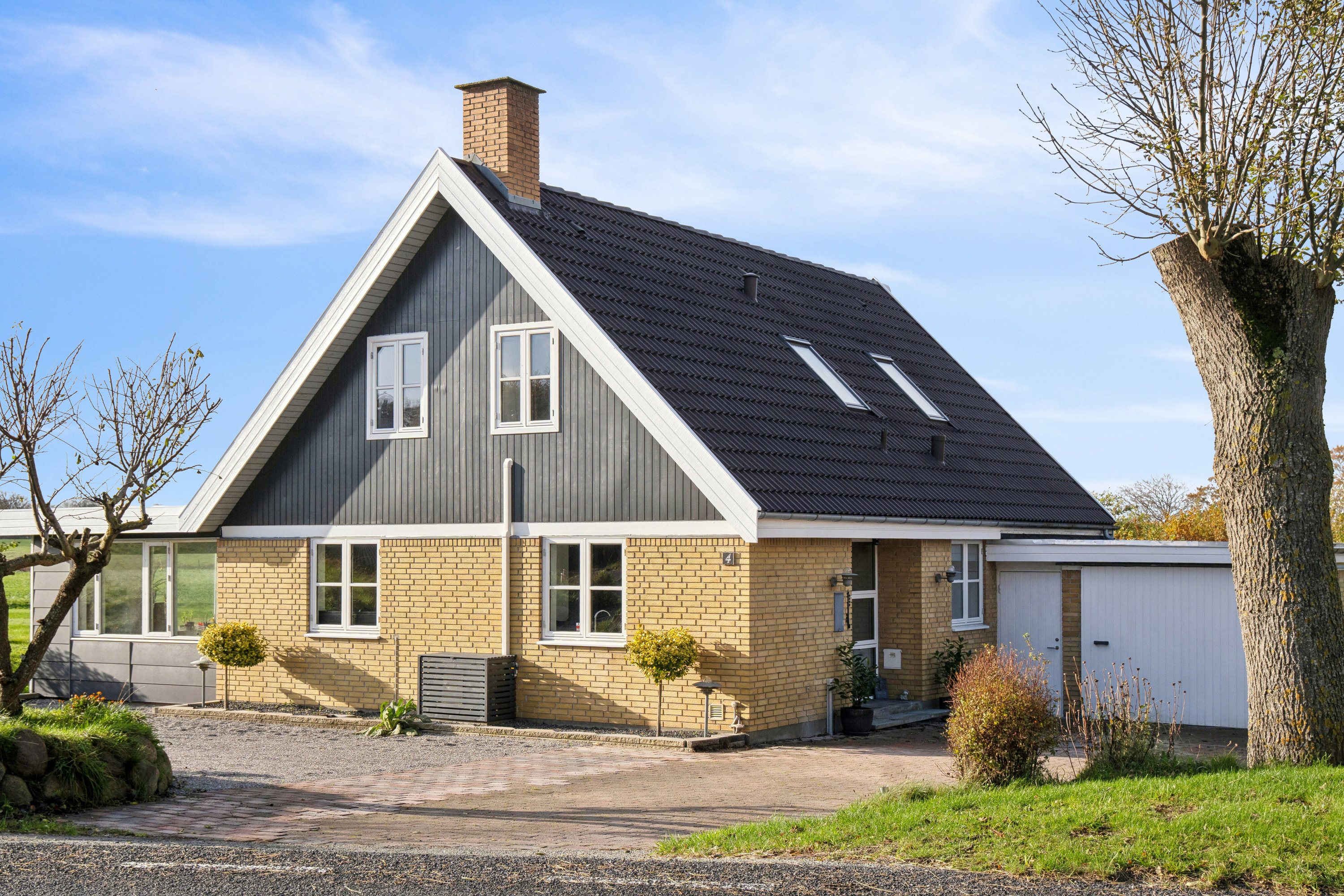 Fremhævet set fra vejen billede i fuldskærmstilstand. Billede af Bildsøvej 4, Bildsø, 4200 Slagelse