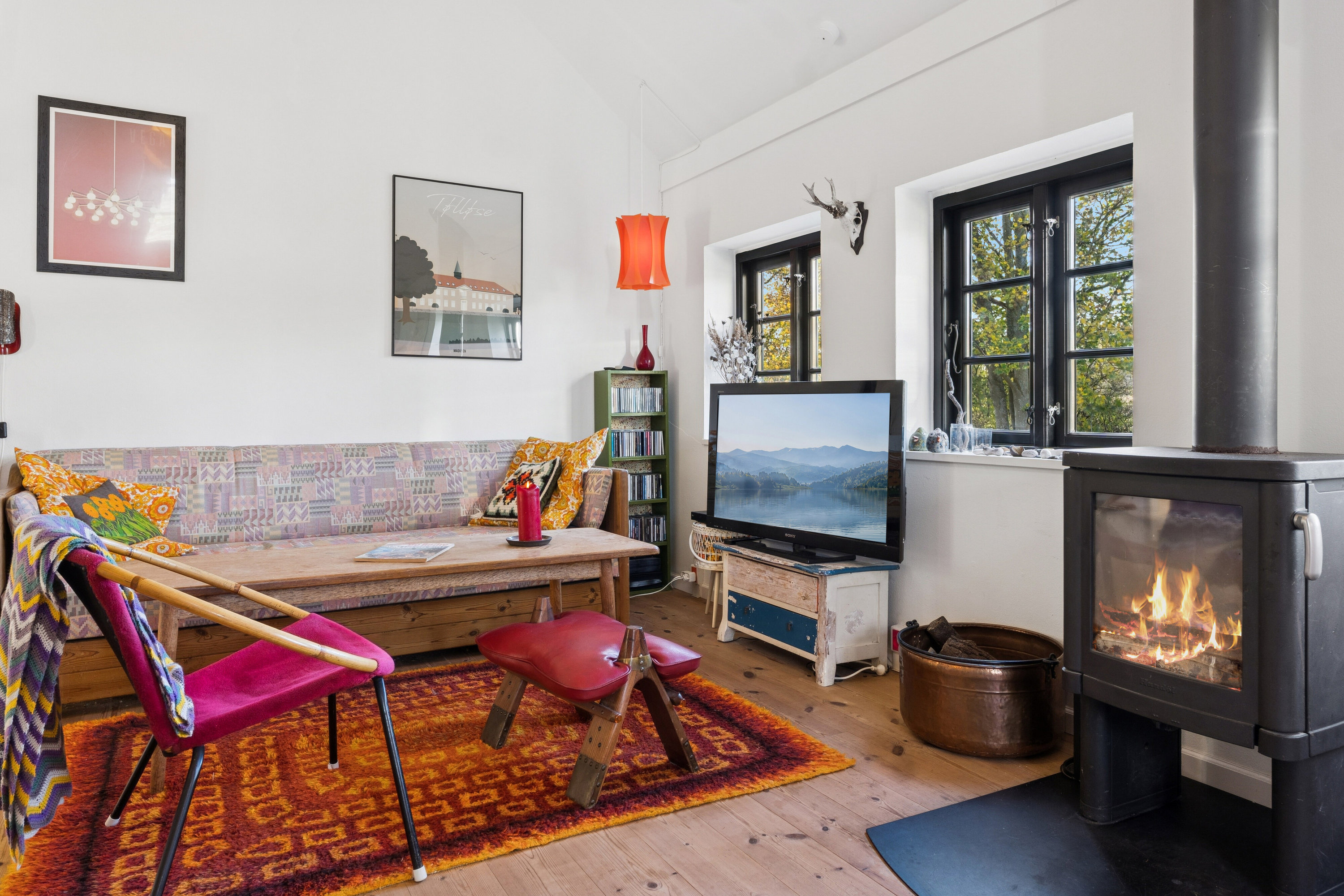 Fremhævet stue billede i fuldskærmstilstand. Billede af Lillesøvej 6, 4400 Kalundborg