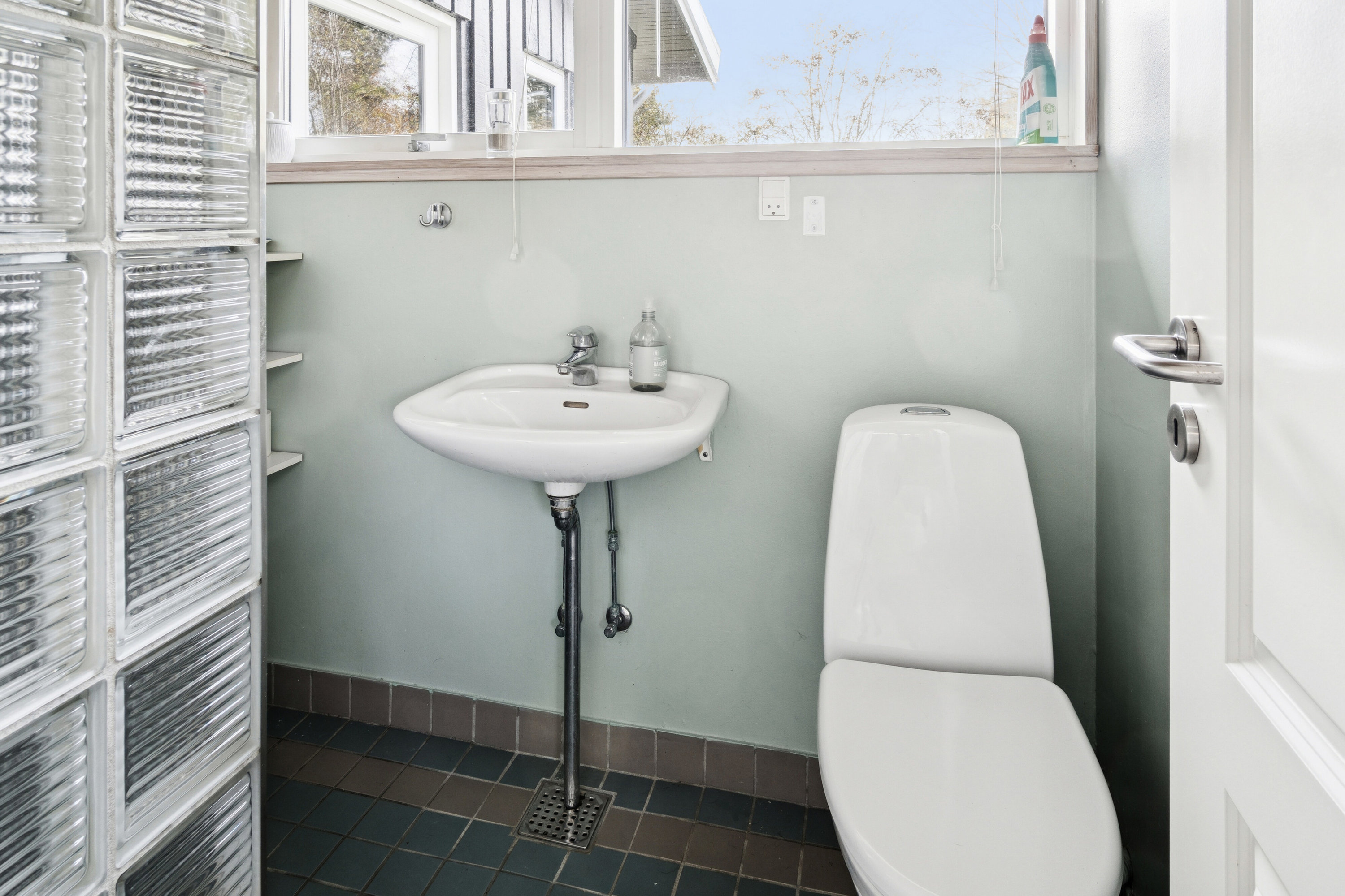 Fremhævet badeværelse billede i fuldskærmstilstand. Billede af Landemærket 1A, Yderby Lyng, 4583 Sjællands Odde