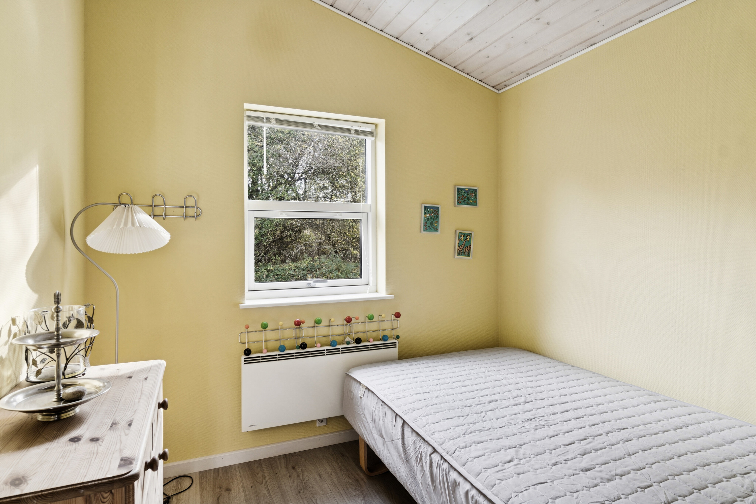 Fremhævet soveværelse billede i fuldskærmstilstand. Billede af Landemærket 1A, Yderby Lyng, 4583 Sjællands Odde