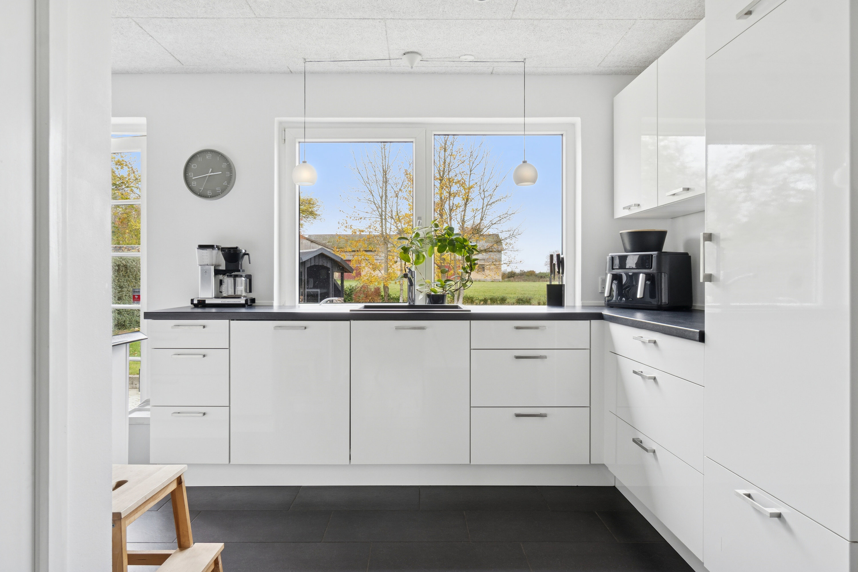 Fremhævet køkken billede i fuldskærmstilstand. Billede af Katrinevej 9, Gimlinge, 4200 Slagelse