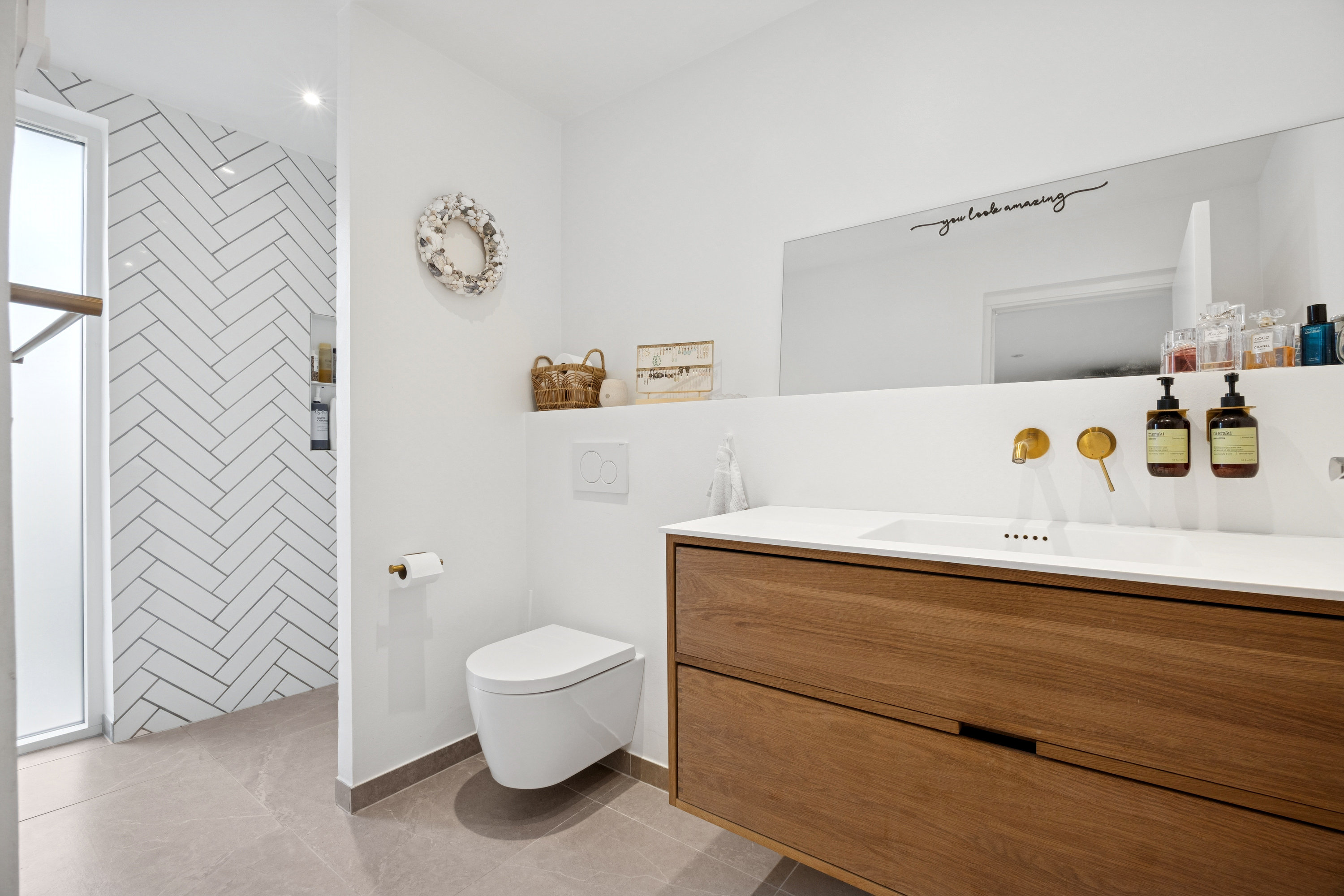 Fremhævet badeværelse billede i fuldskærmstilstand. Billede af Toftholmsvej 18, 2690 Karlslunde