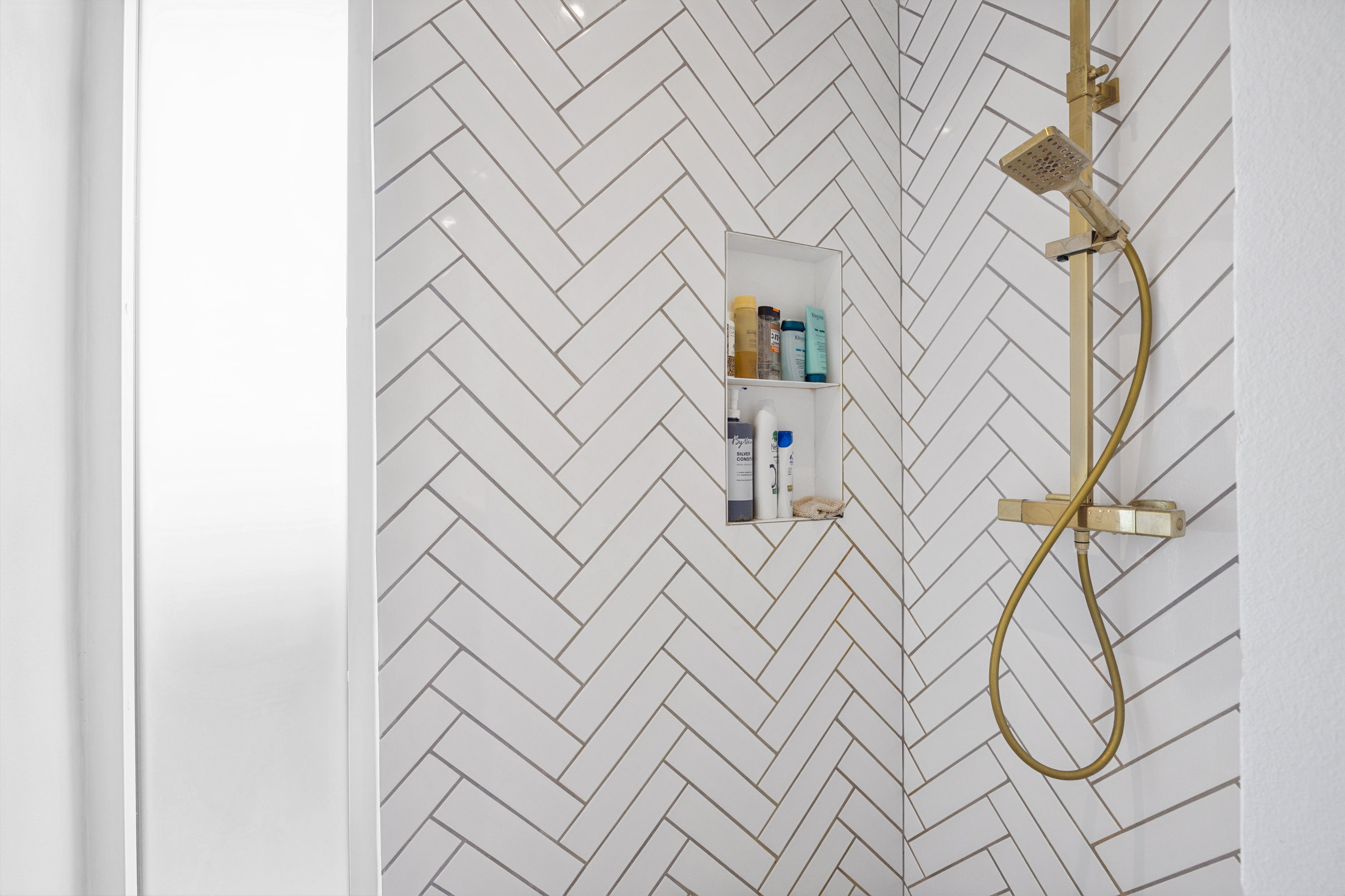 Fremhævet badeværelse billede i fuldskærmstilstand. Billede af Toftholmsvej 18, 2690 Karlslunde