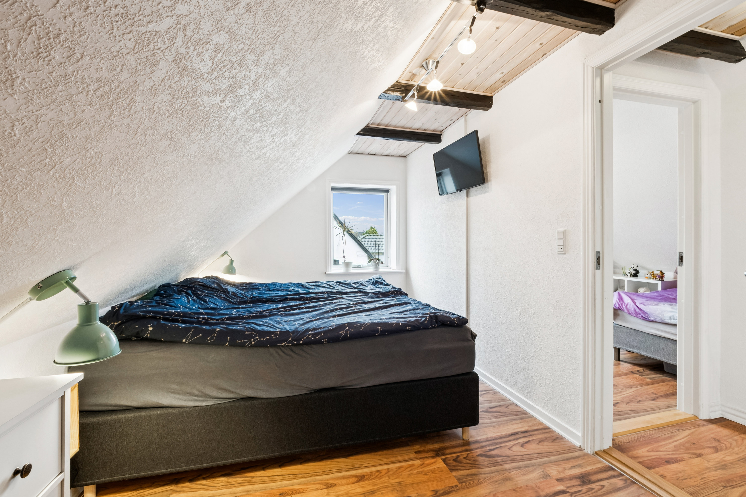 Fremhævet værelse billede i fuldskærmstilstand. Billede af Frederiksvej 19, 7900 Nykøbing M