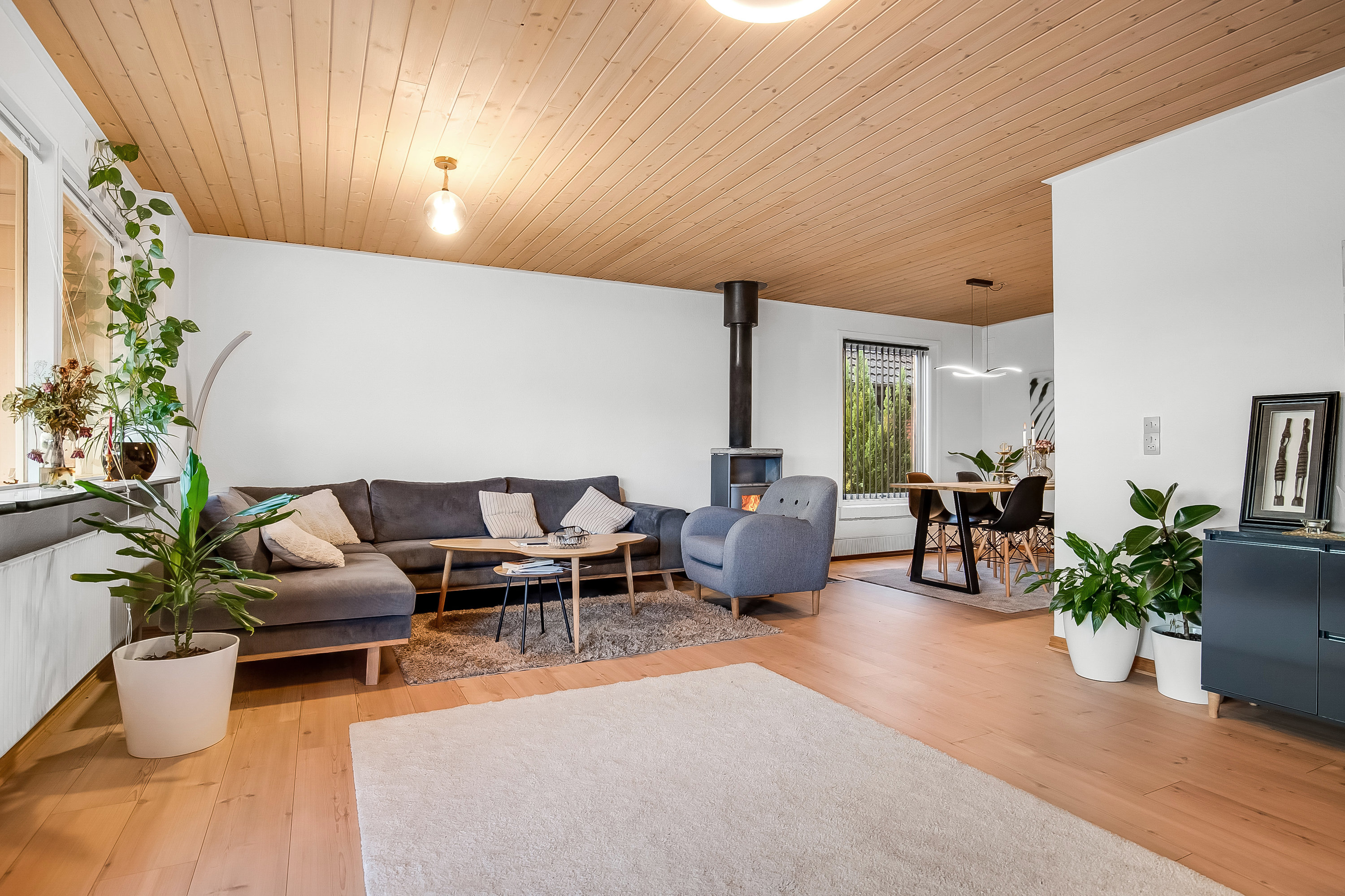 Miniaturebillede 1: stue. Billede af Paabyvej 28, Bramdrupdam, 6000 Kolding