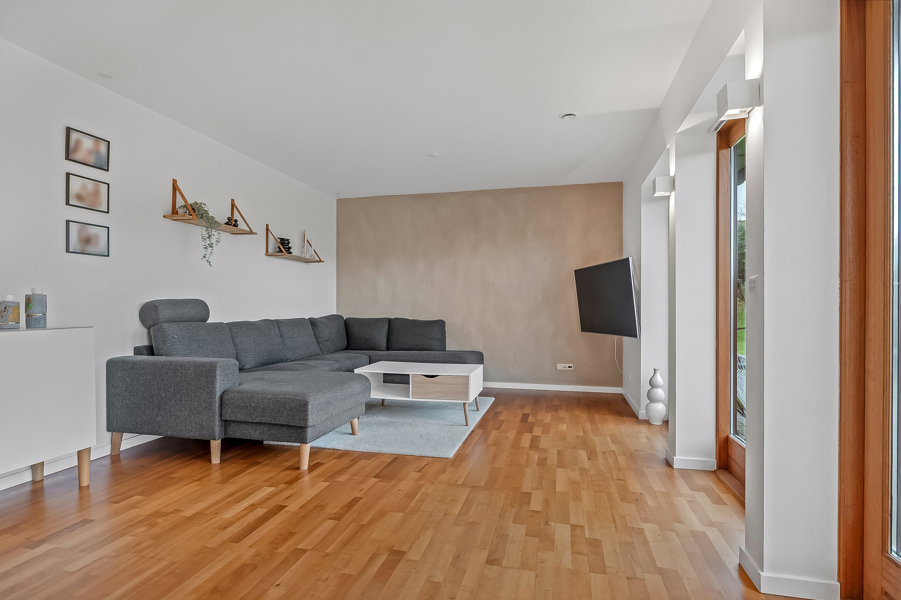 Fremhævet stue billede i fuldskærmstilstand. Billede af Bjergbyvej 67, Seest, 6000 Kolding