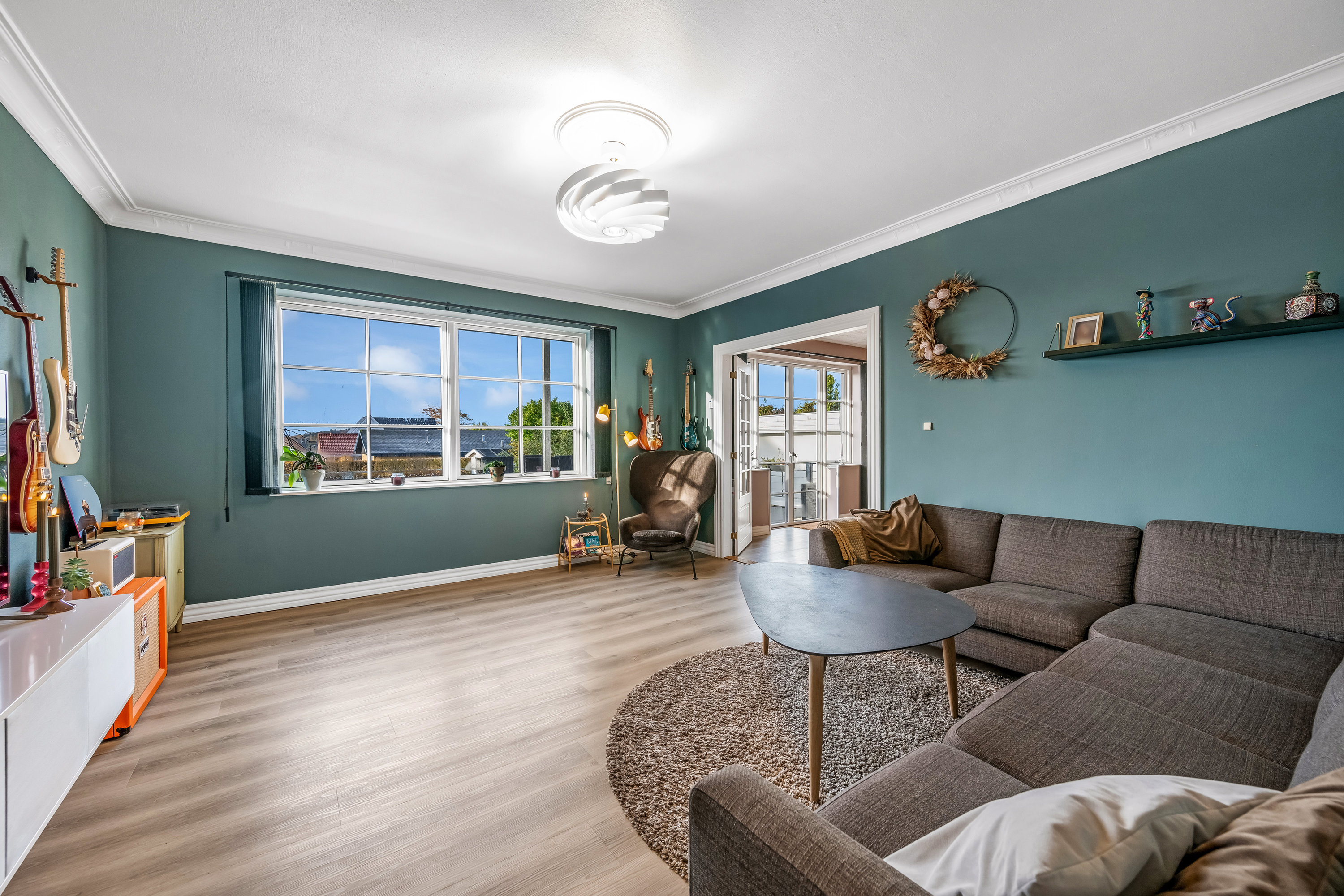 Fremhævet stue billede i fuldskærmstilstand. Billede af Gl Kongevej 25, 6920 Videbæk