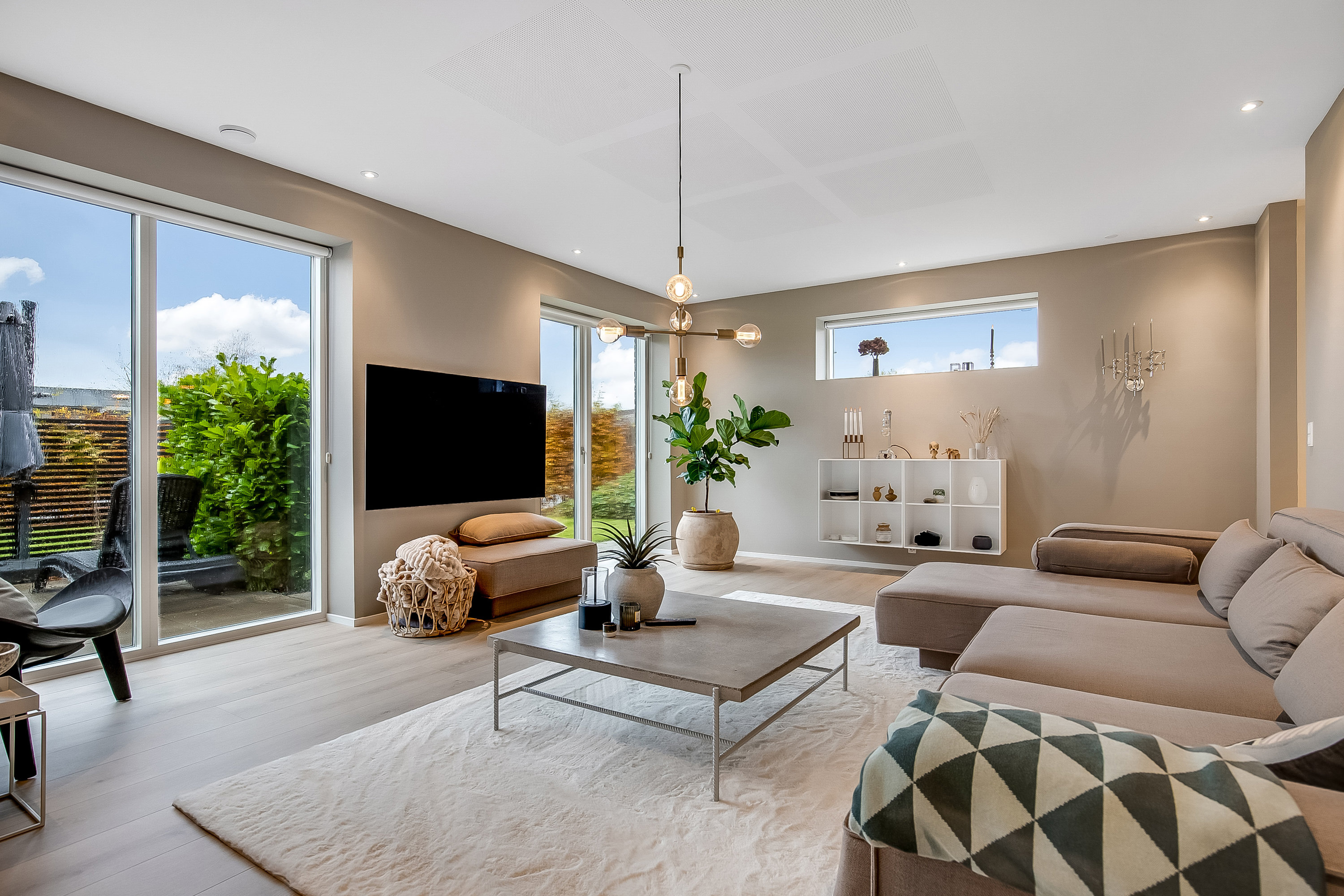 Fremhævet stue billede i fuldskærmstilstand. Billede af Goldbækparken 1, Dalby, 6000 Kolding