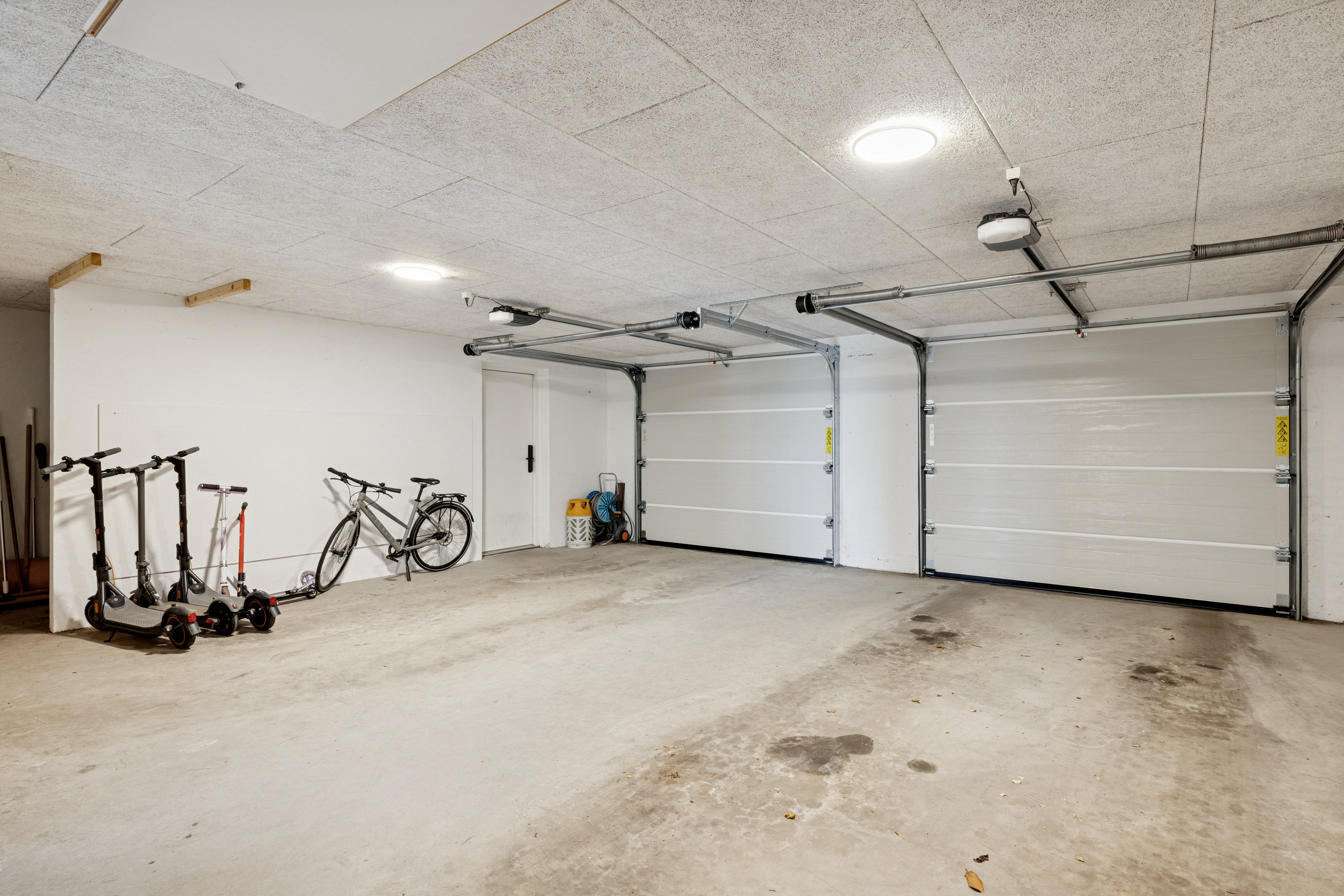 Fremhævet garage billede i fuldskærmstilstand. Billede af Krokusparken 21, 7850 Stoholm Jyll