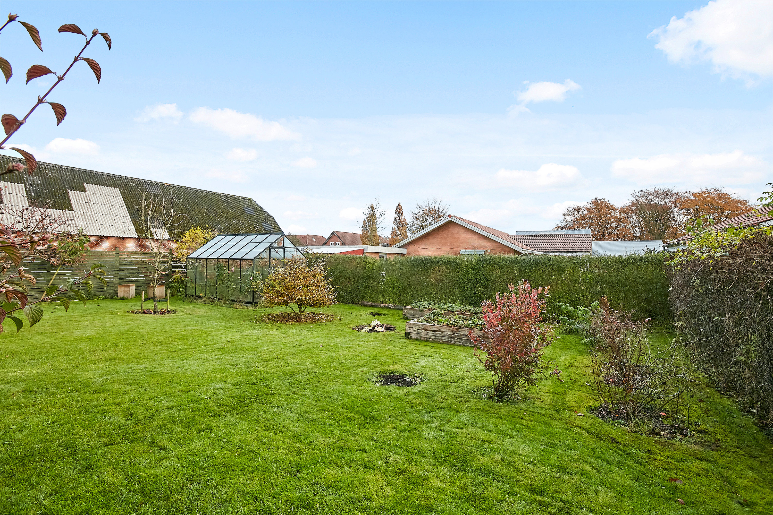 Fremhævet have billede i fuldskærmstilstand. Billede af Bakkegårdsparken 4, 7171 Uldum