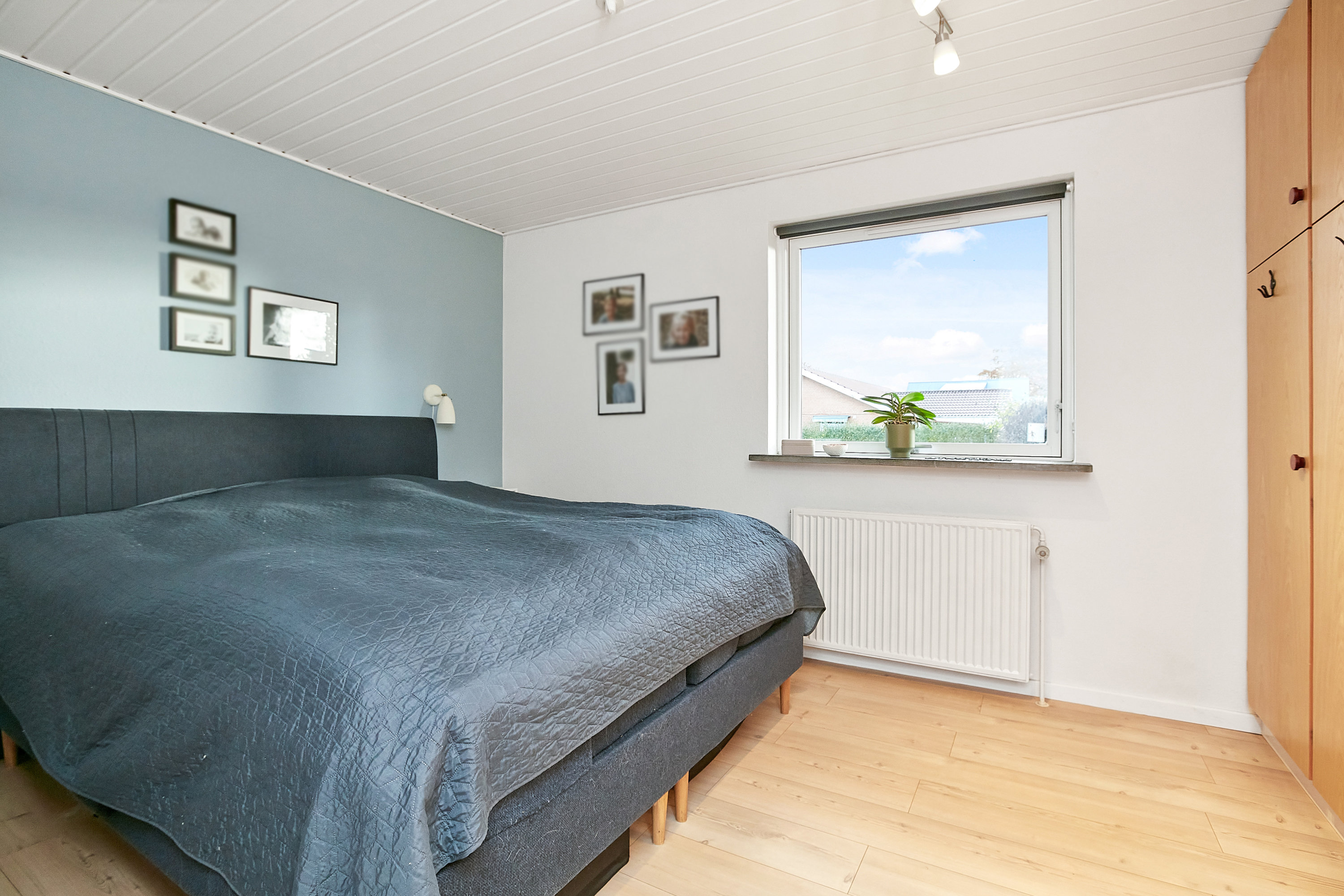 Fremhævet soveværelse billede i fuldskærmstilstand. Billede af Bakkegårdsparken 4, 7171 Uldum