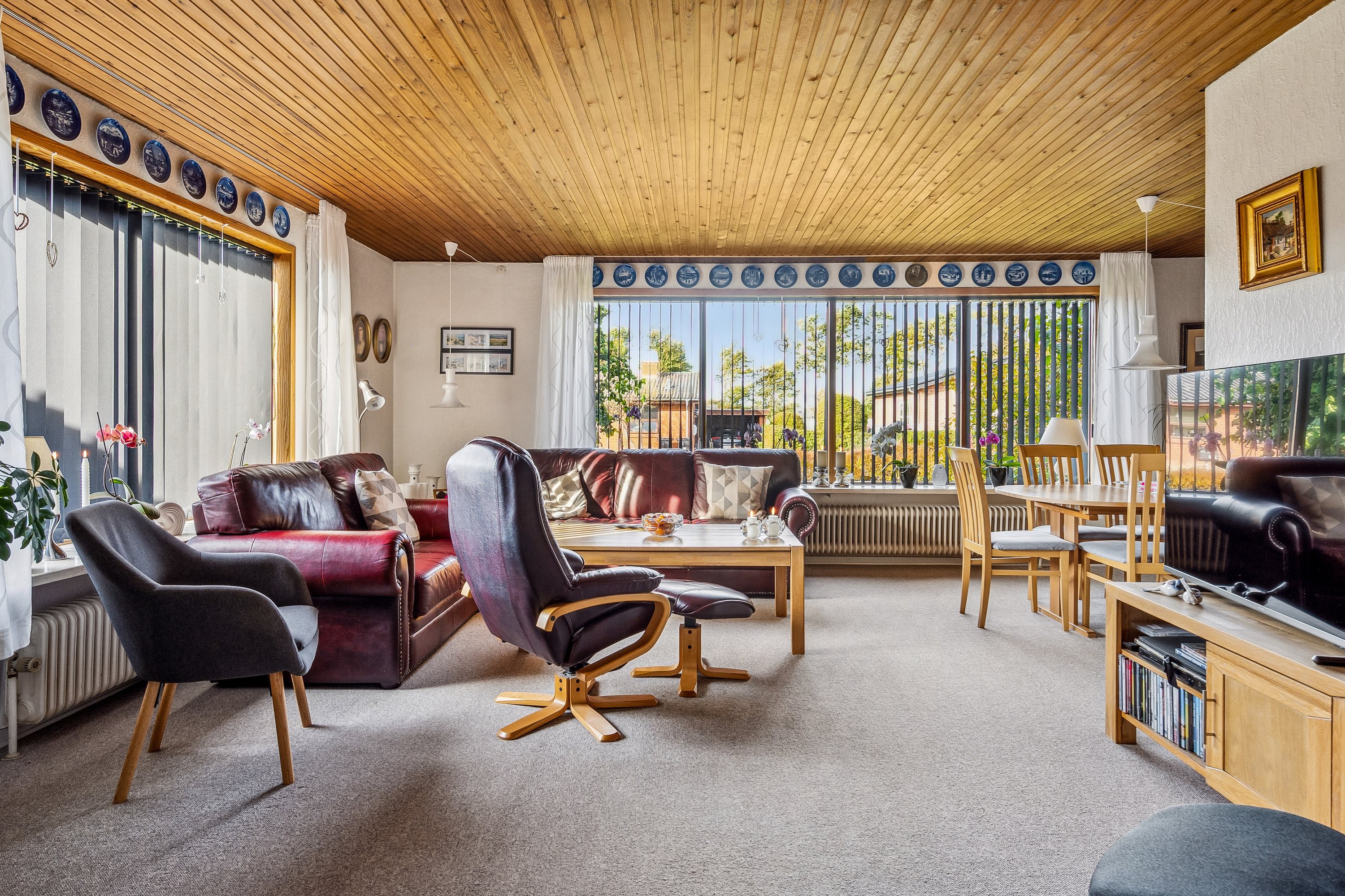 Fremhævet stue billede i fuldskærmstilstand. Billede af Dannebrogsgade 64, 9700 Brønderslev