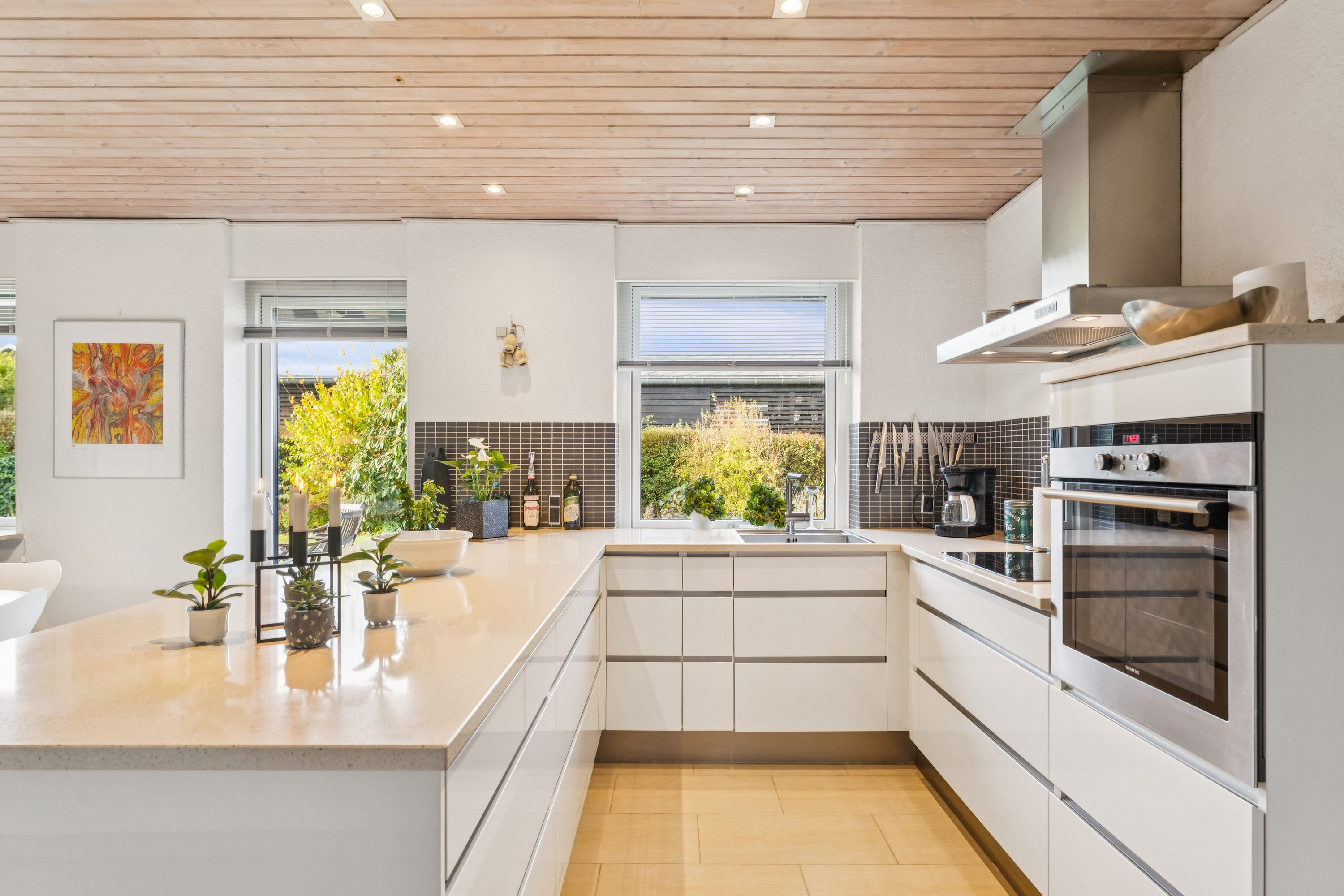 Fremhævet køkken billede i fuldskærmstilstand. Billede af Tranevej 4, Stevnstrup, 8870 Langå