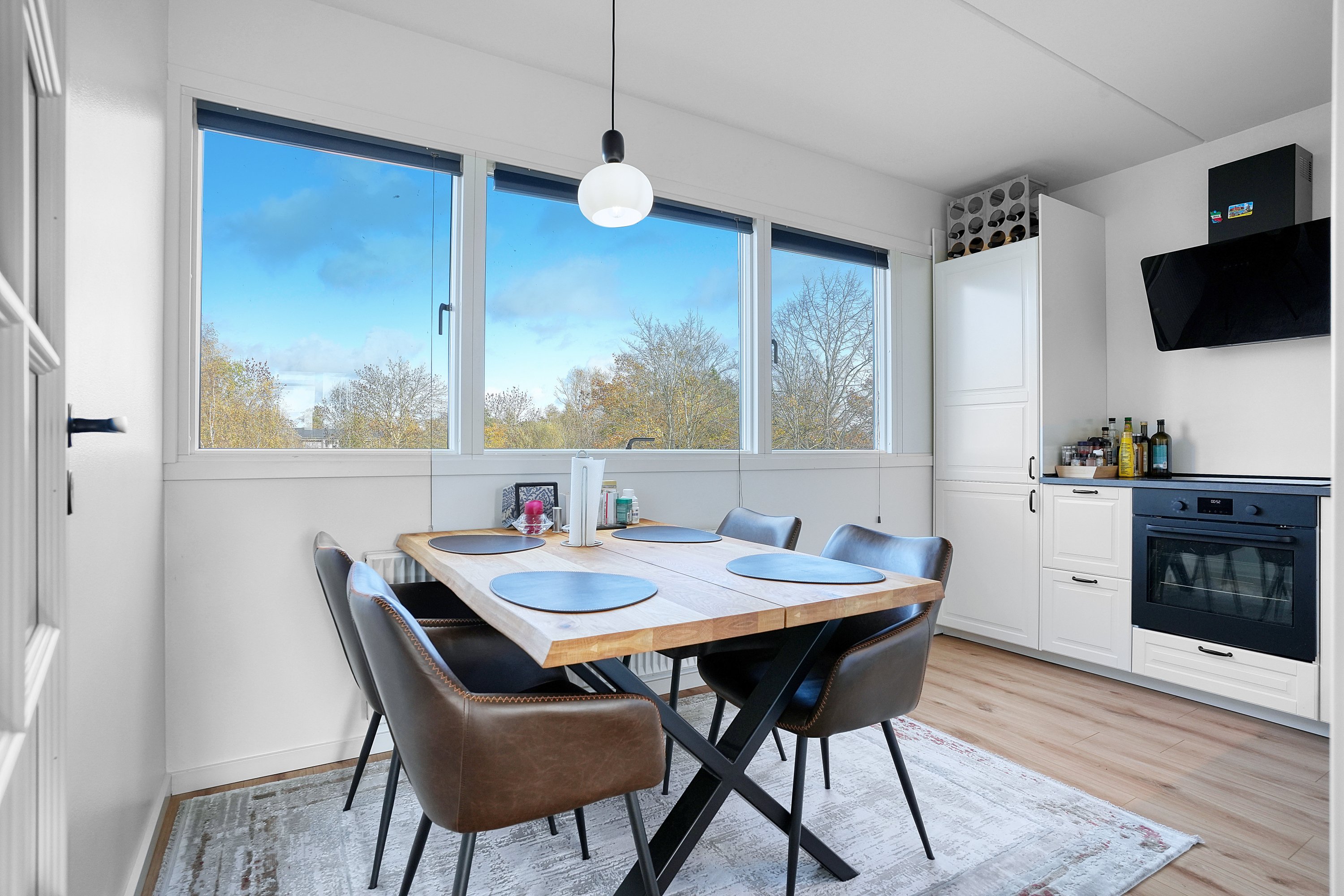 Miniaturebillede 1: spisestue. Billede af Teglgårdsvej 425, 2. th., 3050 Humlebæk