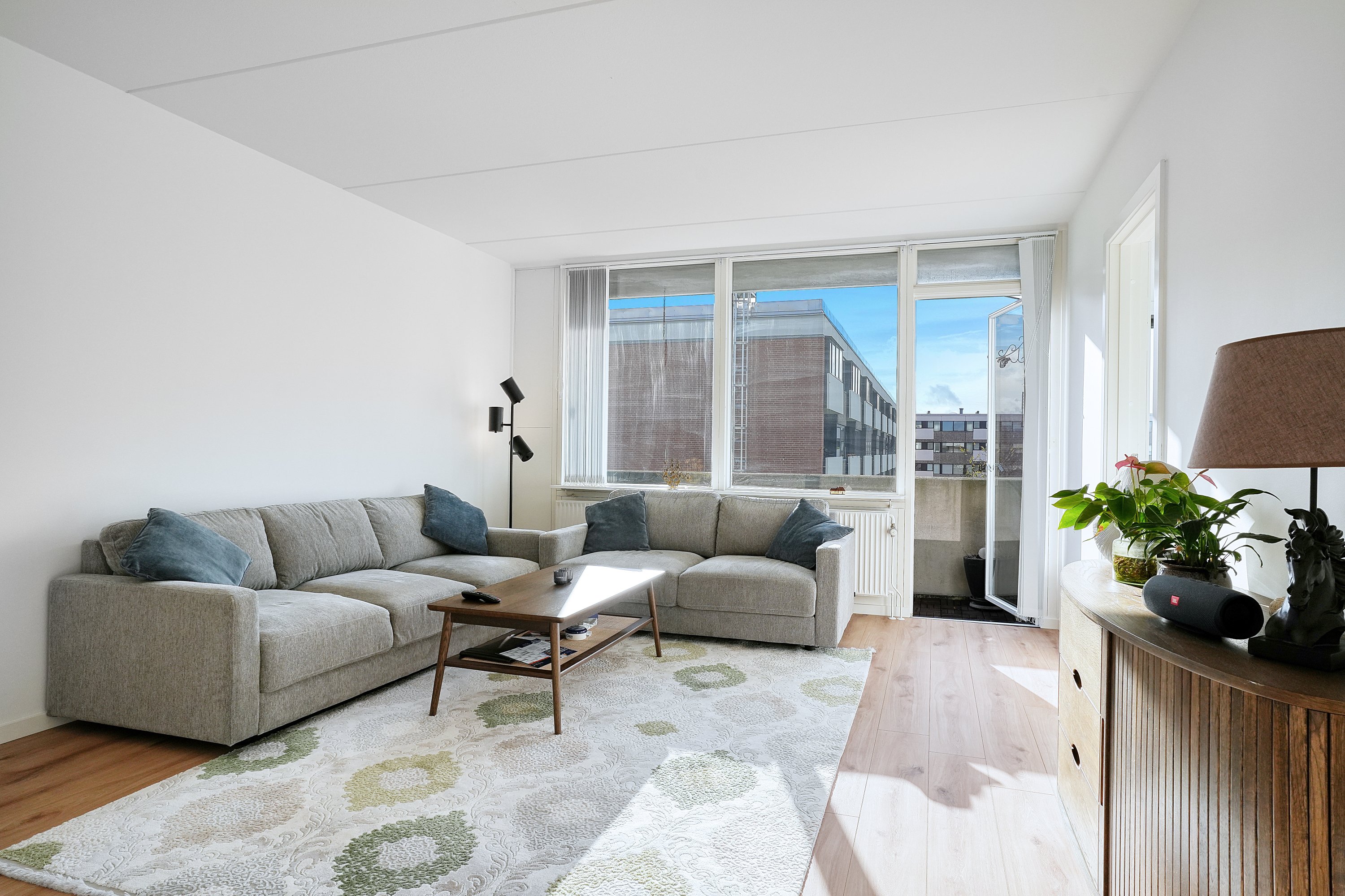 Fremhævet stue billede i fuldskærmstilstand. Billede af Teglgårdsvej 425, 2. th., 3050 Humlebæk