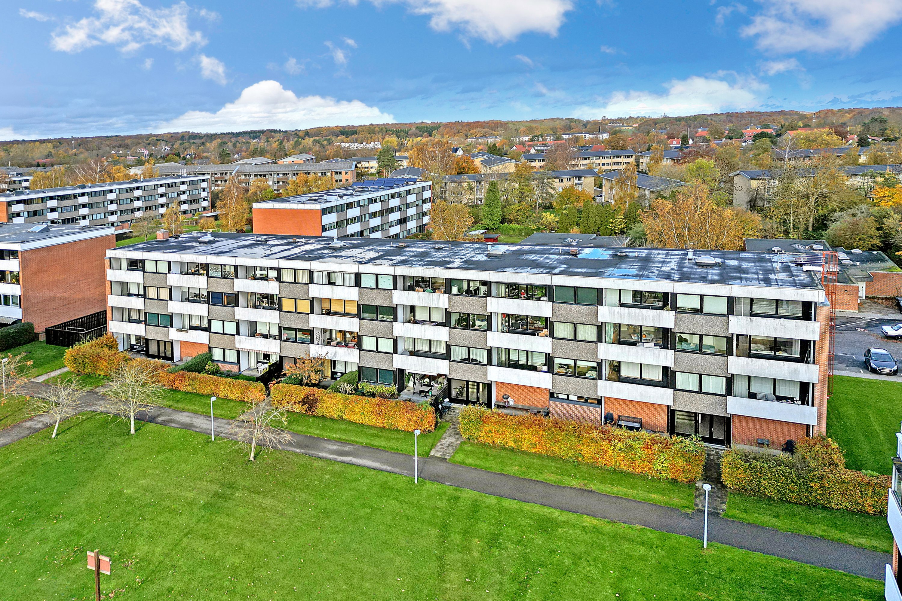 Fremhævet luftfoto billede i fuldskærmstilstand. Billede af Teglgårdsvej 425, 2. th., 3050 Humlebæk