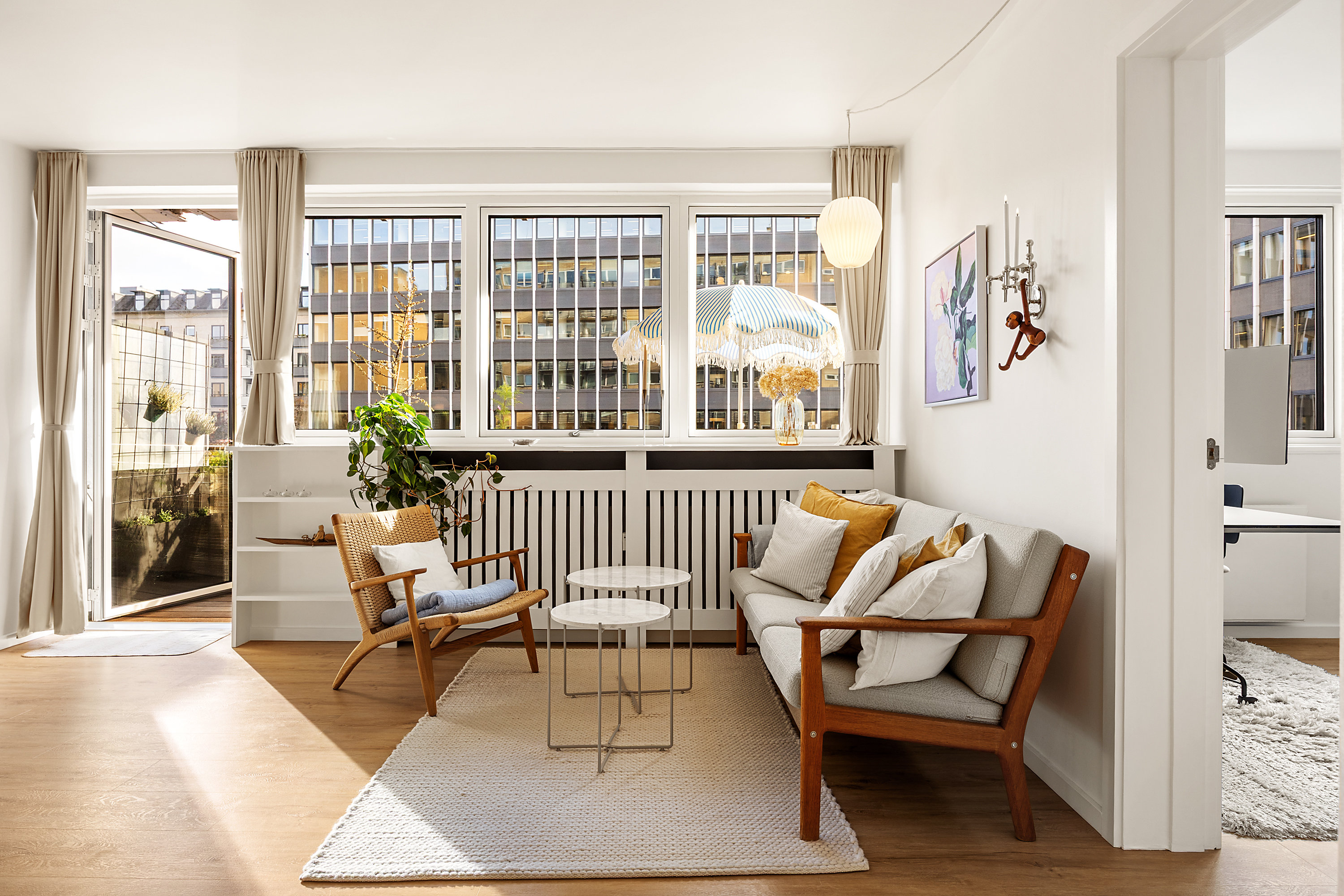 Fremhævet stue billede i fuldskærmstilstand. Billede af Nørre Søgade 37C, 1. 4., 1370 København K