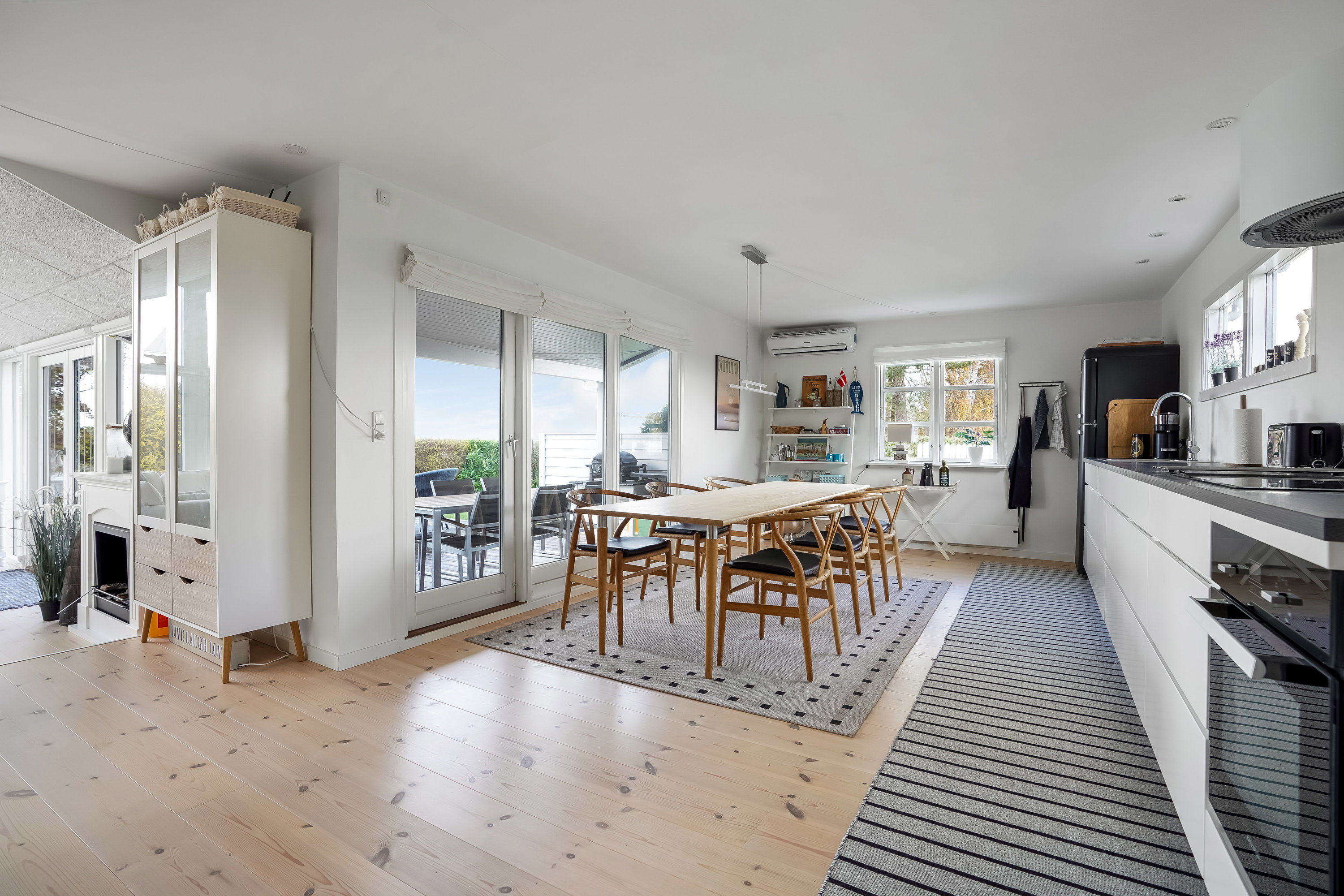 Fremhævet køkken billede i fuldskærmstilstand. Billede af Røllikevej 39, 5300 Kerteminde