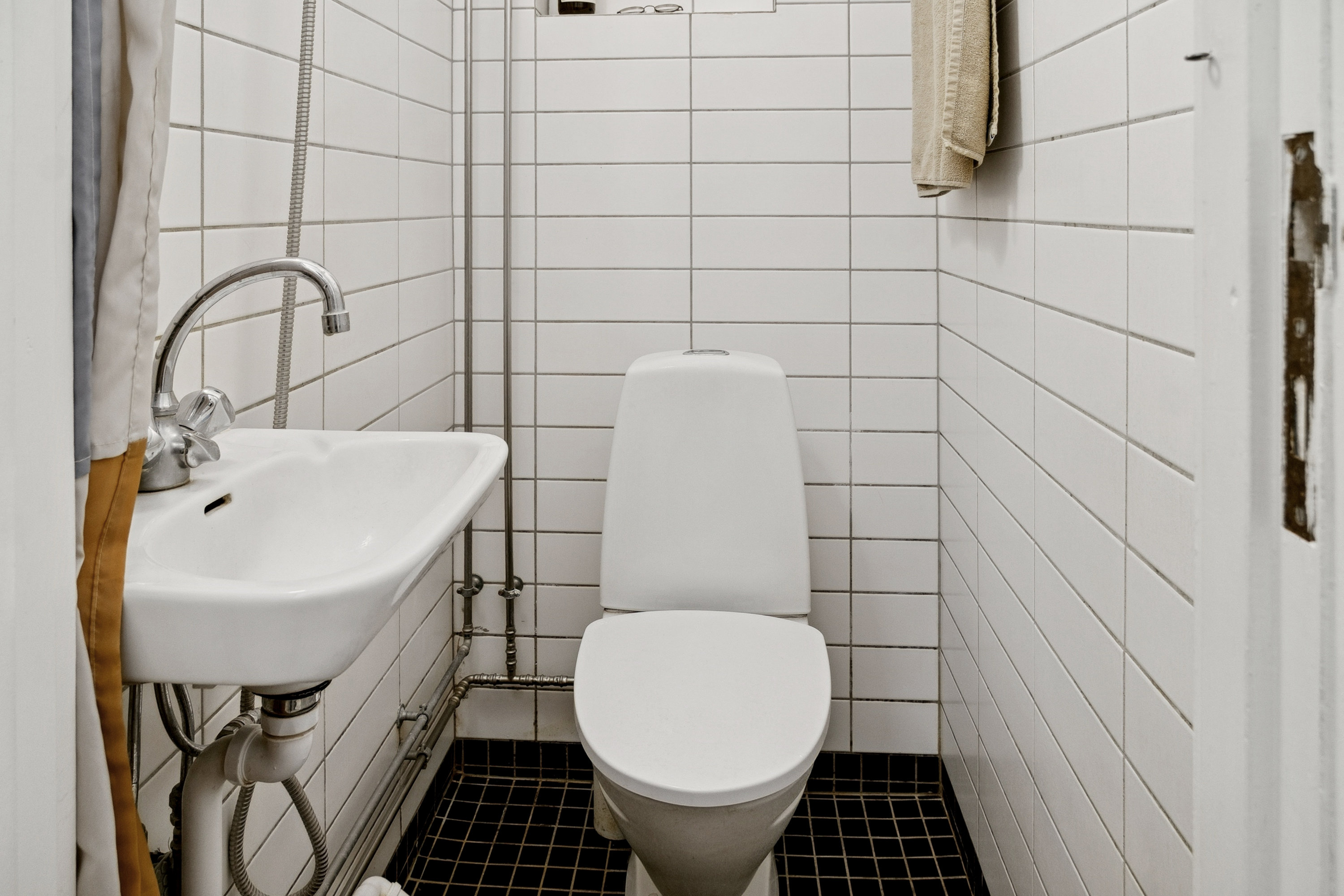 Fremhævet badeværelse billede i fuldskærmstilstand. Billede af Sorgenfrigade 7, st.. th., 2200 København N