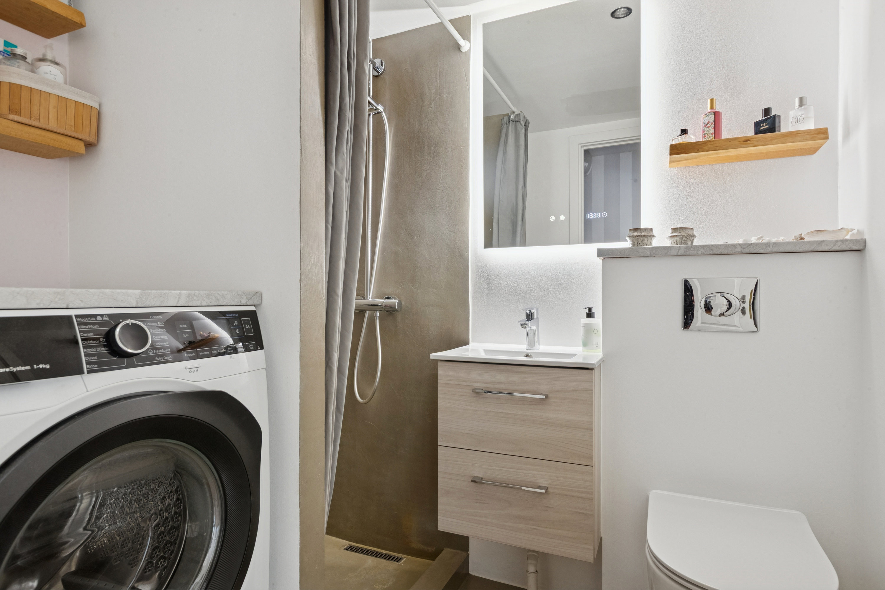 Miniaturebillede 2: badeværelse. Billede af Vejlebrovej 89, 2. 79., 2635 Ishøj