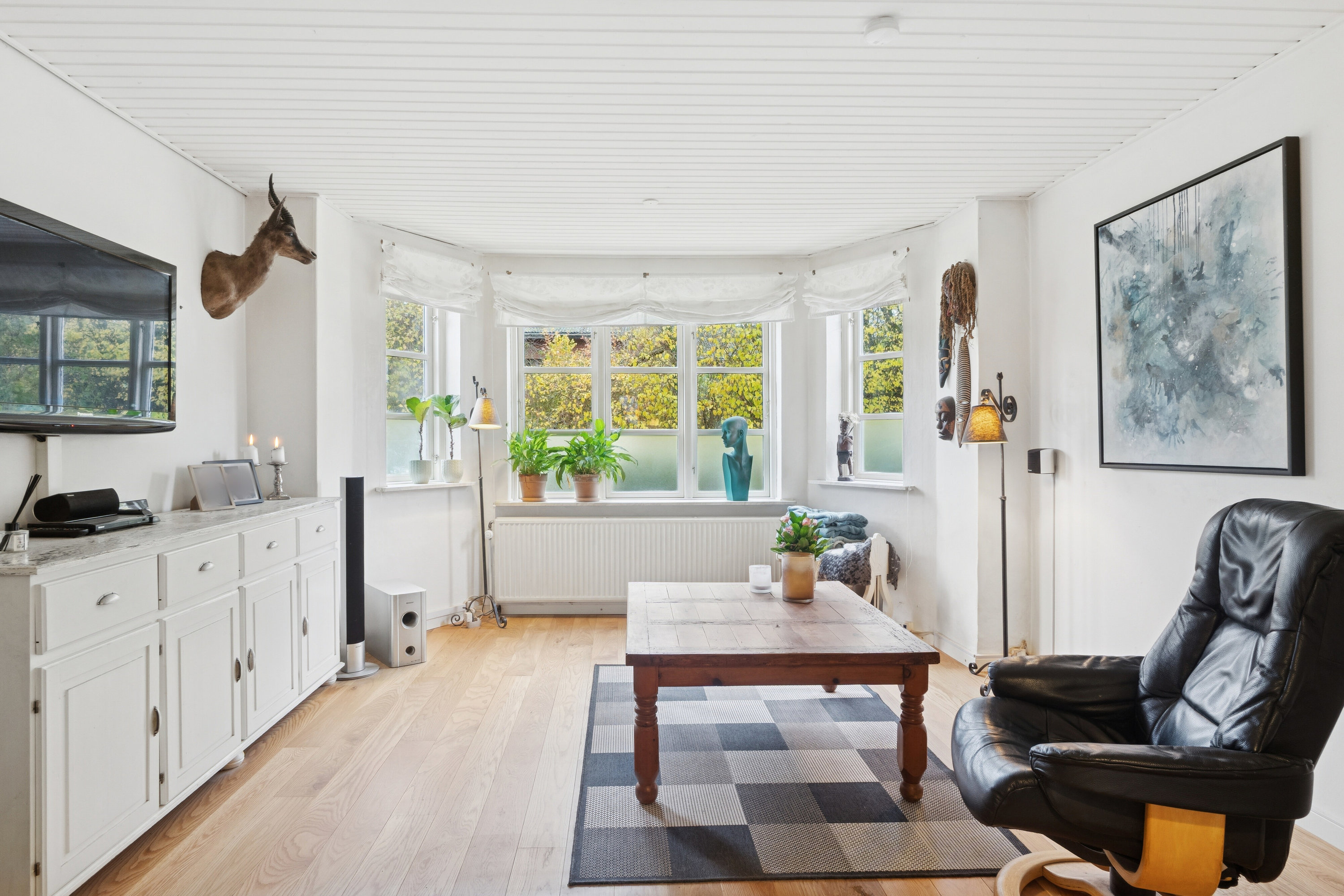 Miniaturebillede 1: stue. Billede af Teglgårdsvej 1, 4654 Faxe Ladeplads