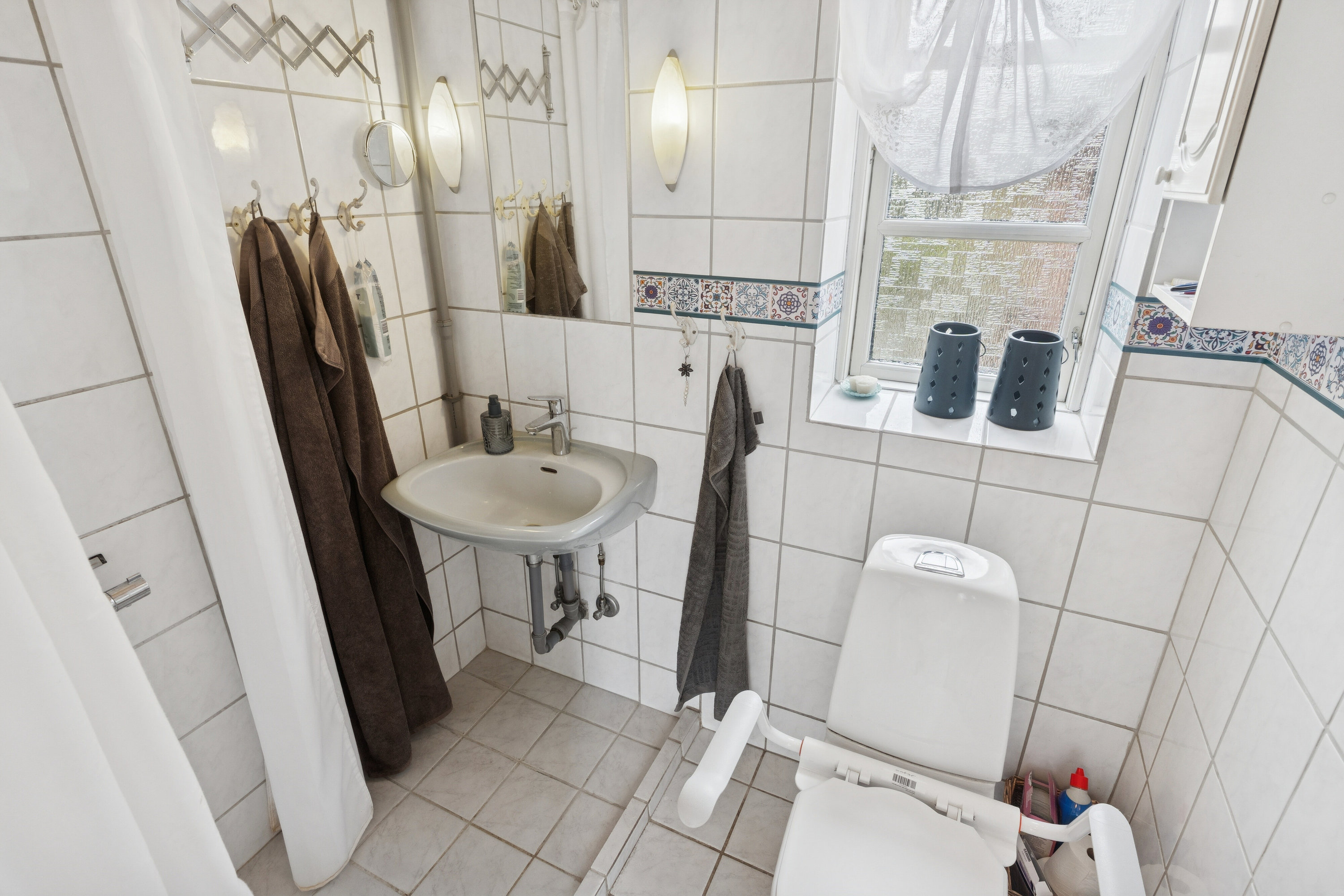 Fremhævet badeværelse billede i fuldskærmstilstand. Billede af Teglgårdsvej 1, 4654 Faxe Ladeplads