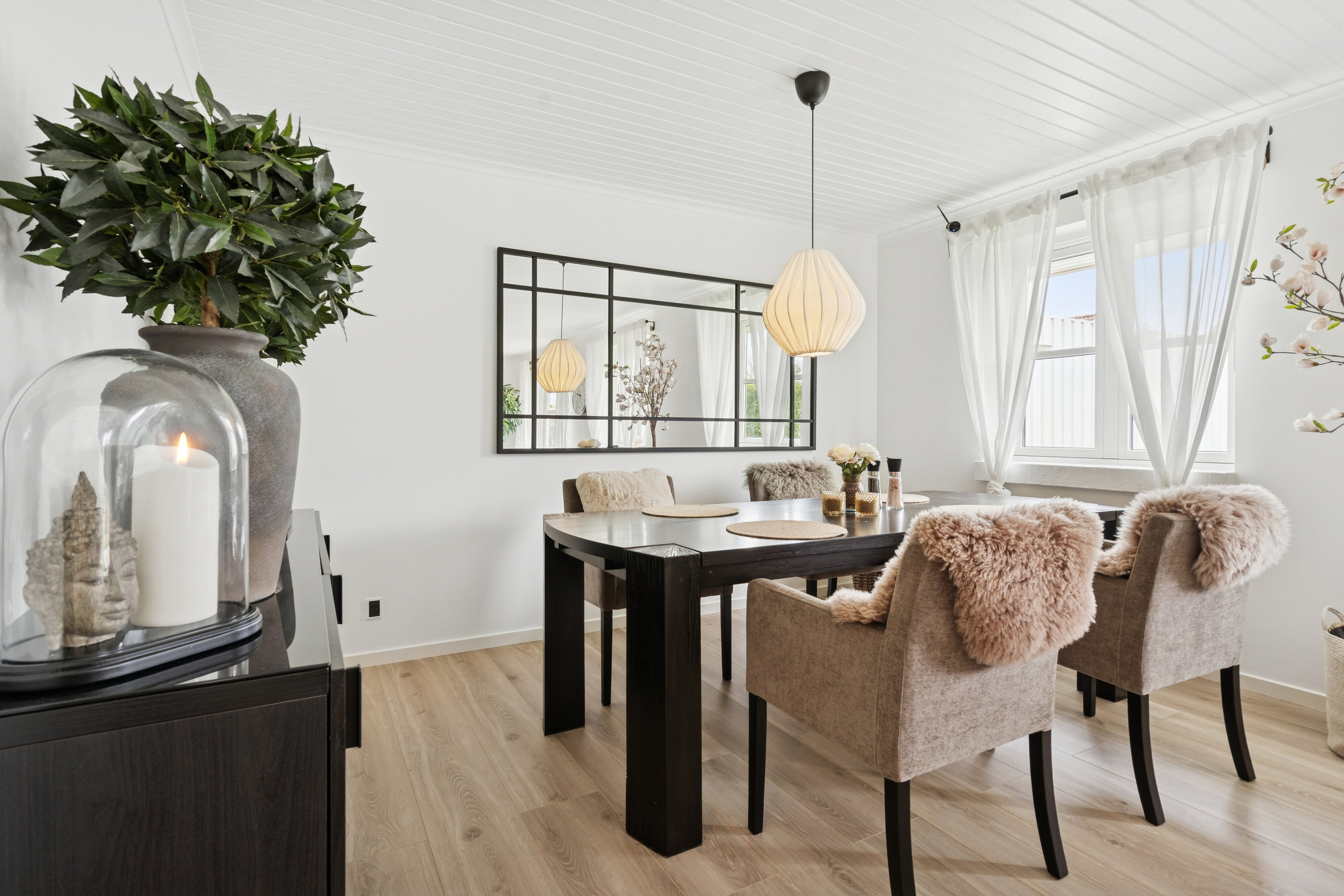 Fremhævet spisestue billede i fuldskærmstilstand. Billede af Nysøvænget 35, Terslev, 4690 Haslev