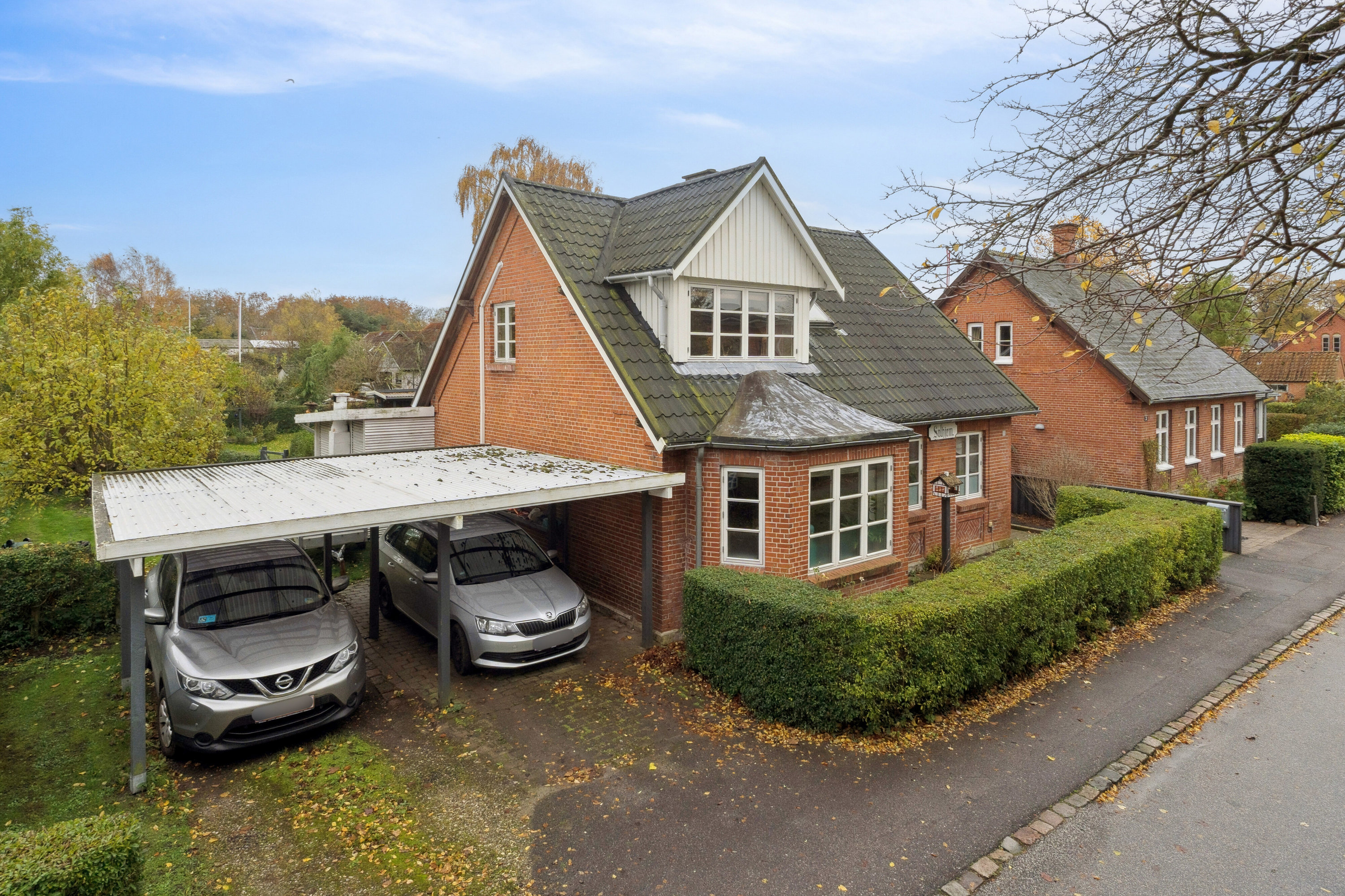 Fremhævet set fra vejen billede i fuldskærmstilstand. Billede af Teglgårdsvej 1, 4654 Faxe Ladeplads