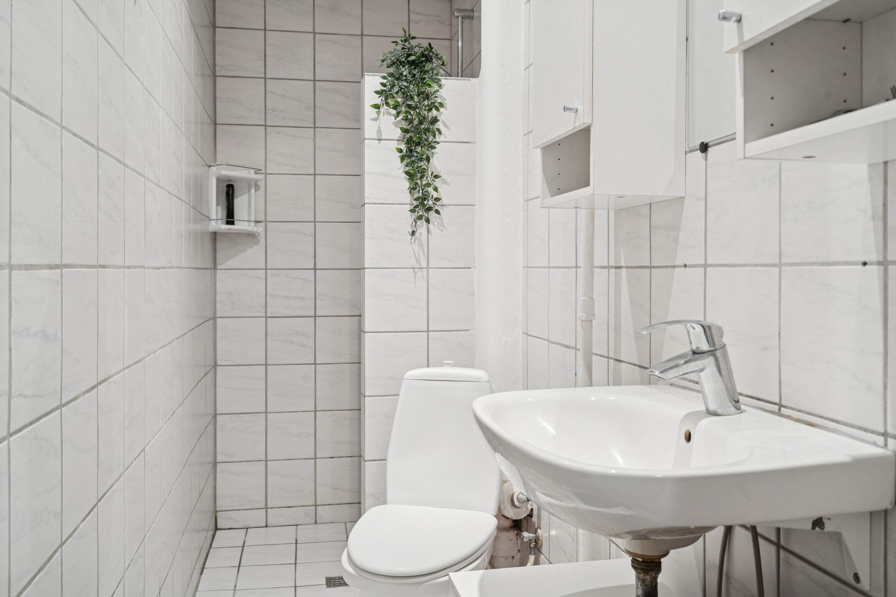 Fremhævet badeværelse billede i fuldskærmstilstand. Billede af Teisensvej 2A, 2. th., 5000 Odense C