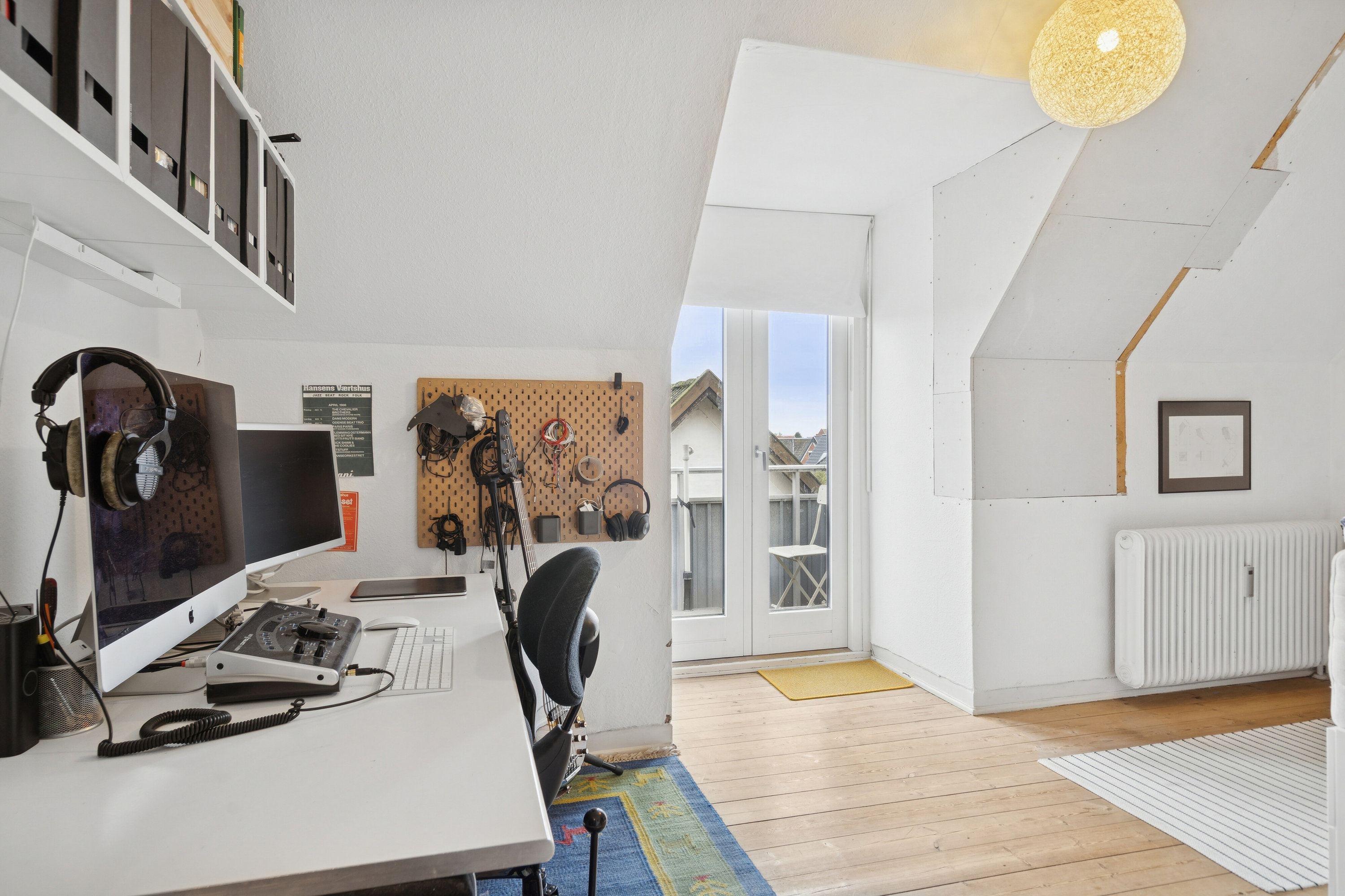 Fremhævet arbejdsværelse billede i fuldskærmstilstand. Billede af Teisensvej 2A, 2. th., 5000 Odense C