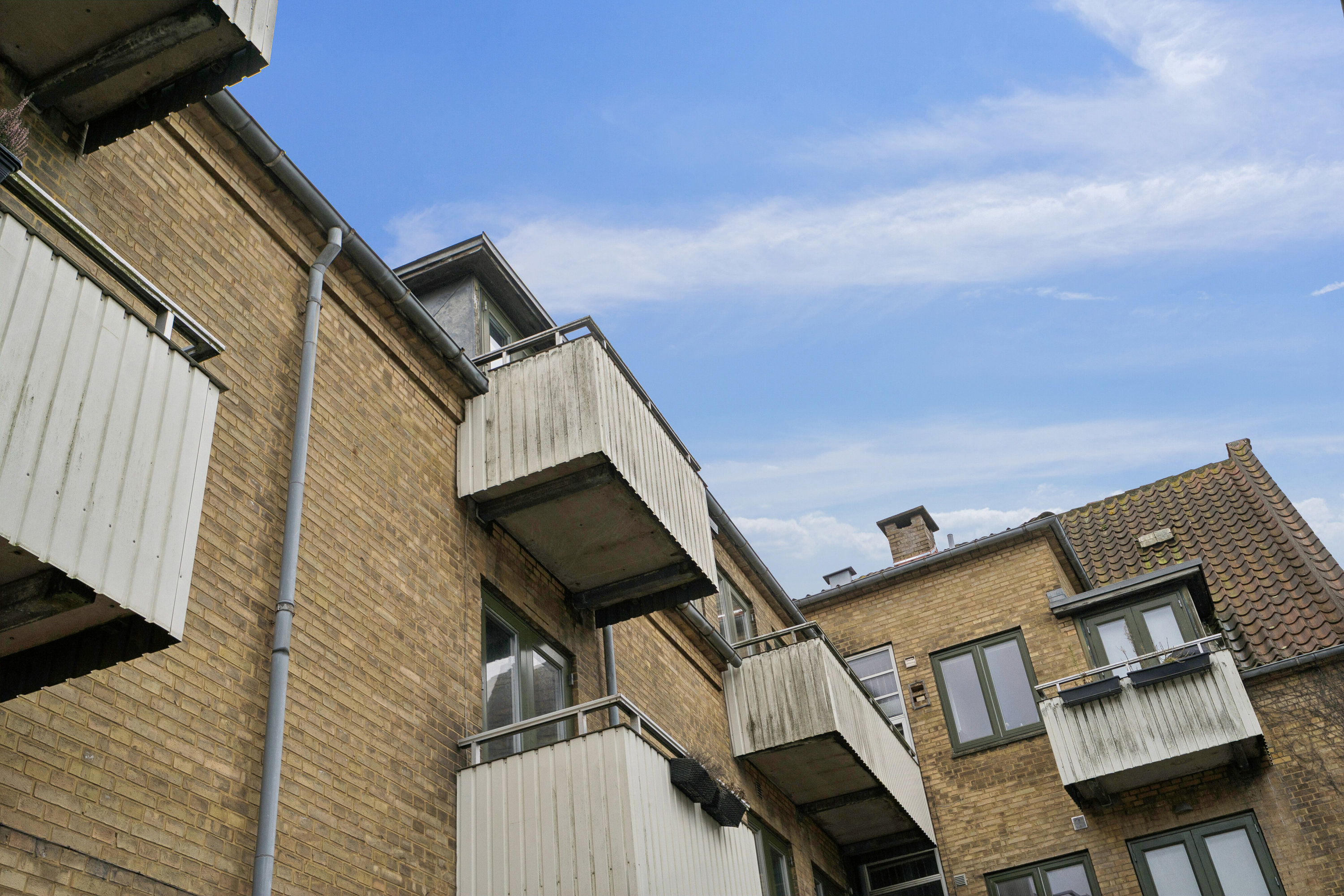 Fremhævet udendørs billede i fuldskærmstilstand. Billede af Teisensvej 2A, 2. th., 5000 Odense C