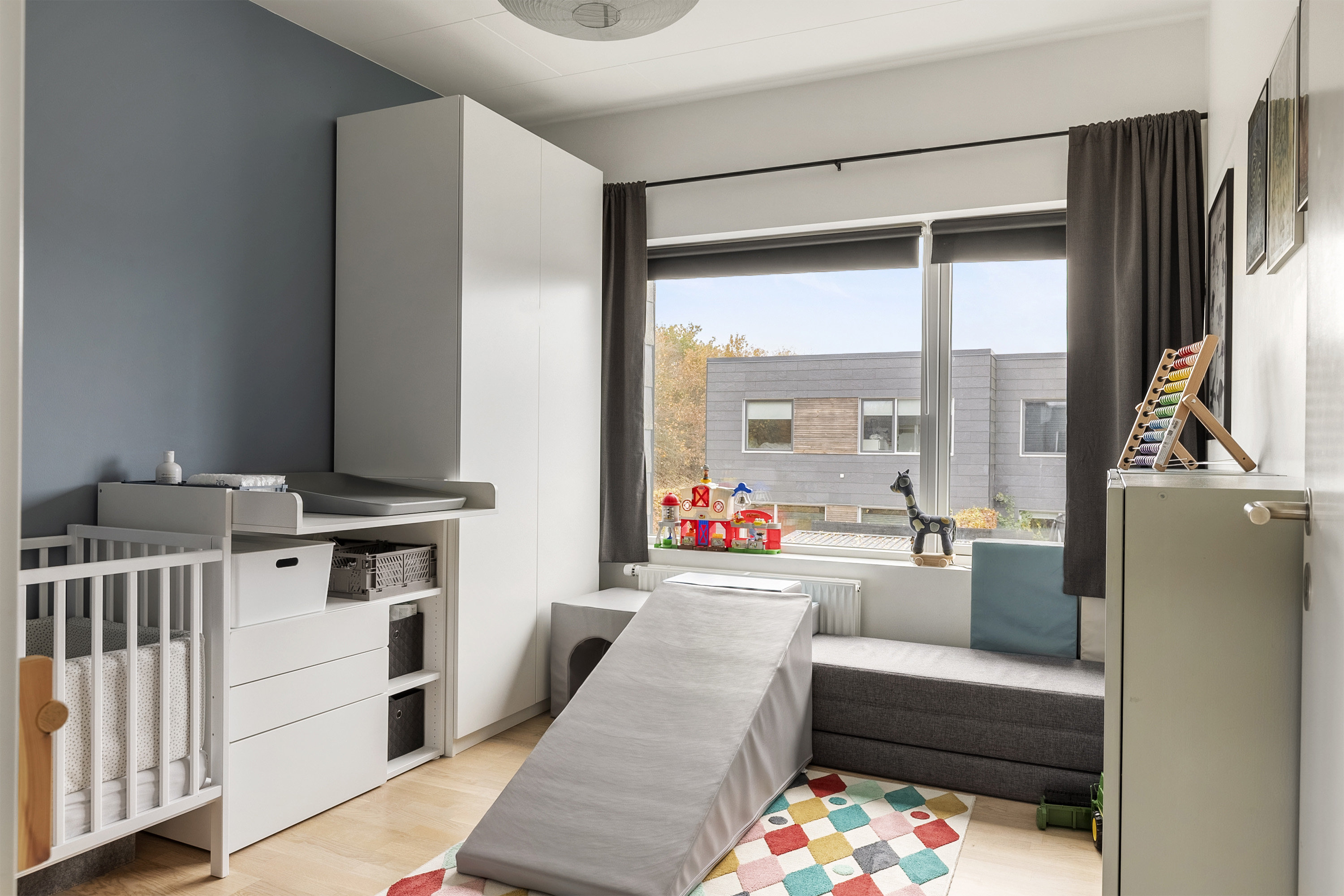 Fremhævet soveværelse billede i fuldskærmstilstand. Billede af Østergårds Alle 33, 8362 Hørning