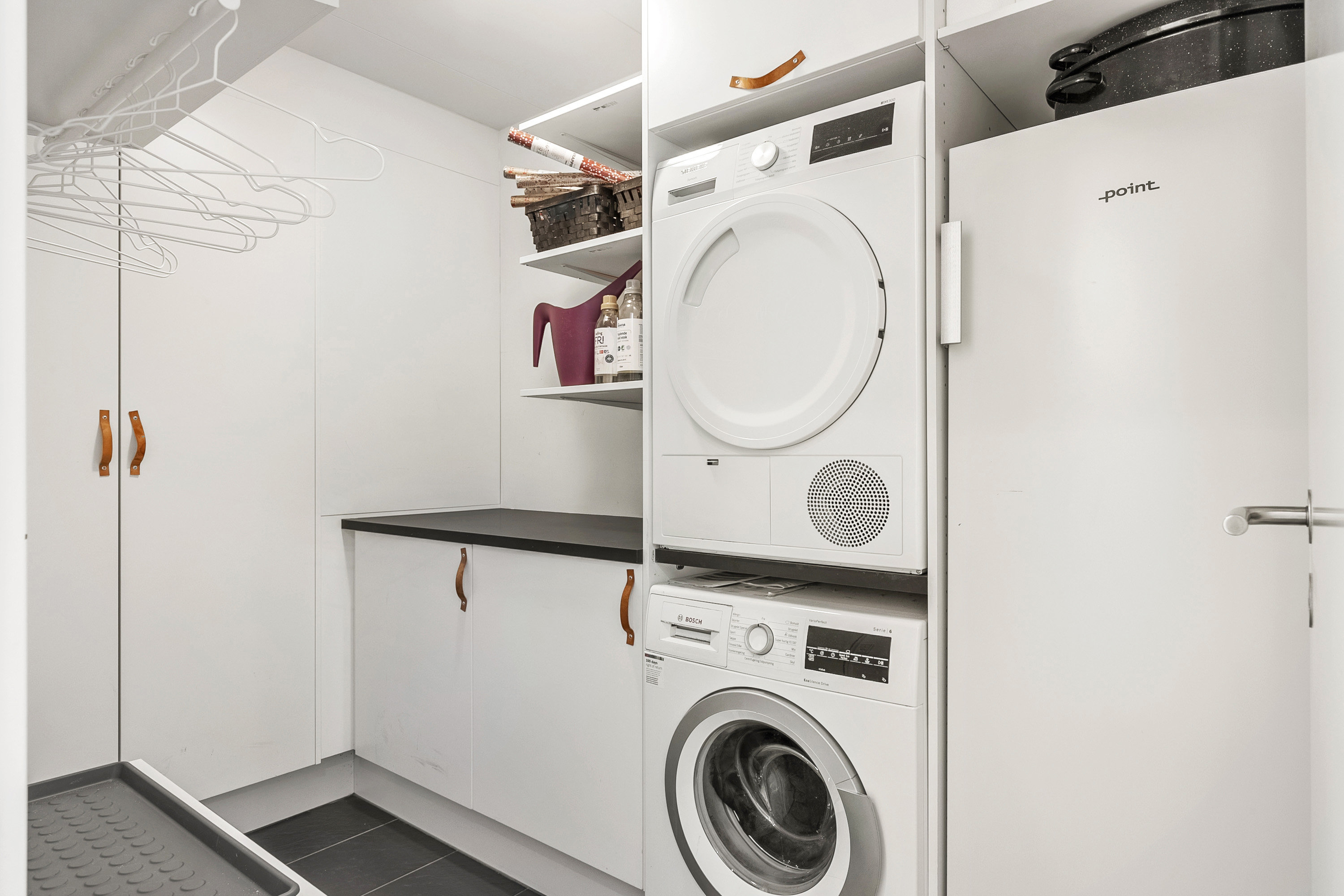 Fremhævet værelse billede i fuldskærmstilstand. Billede af Østergårds Alle 33, 8362 Hørning