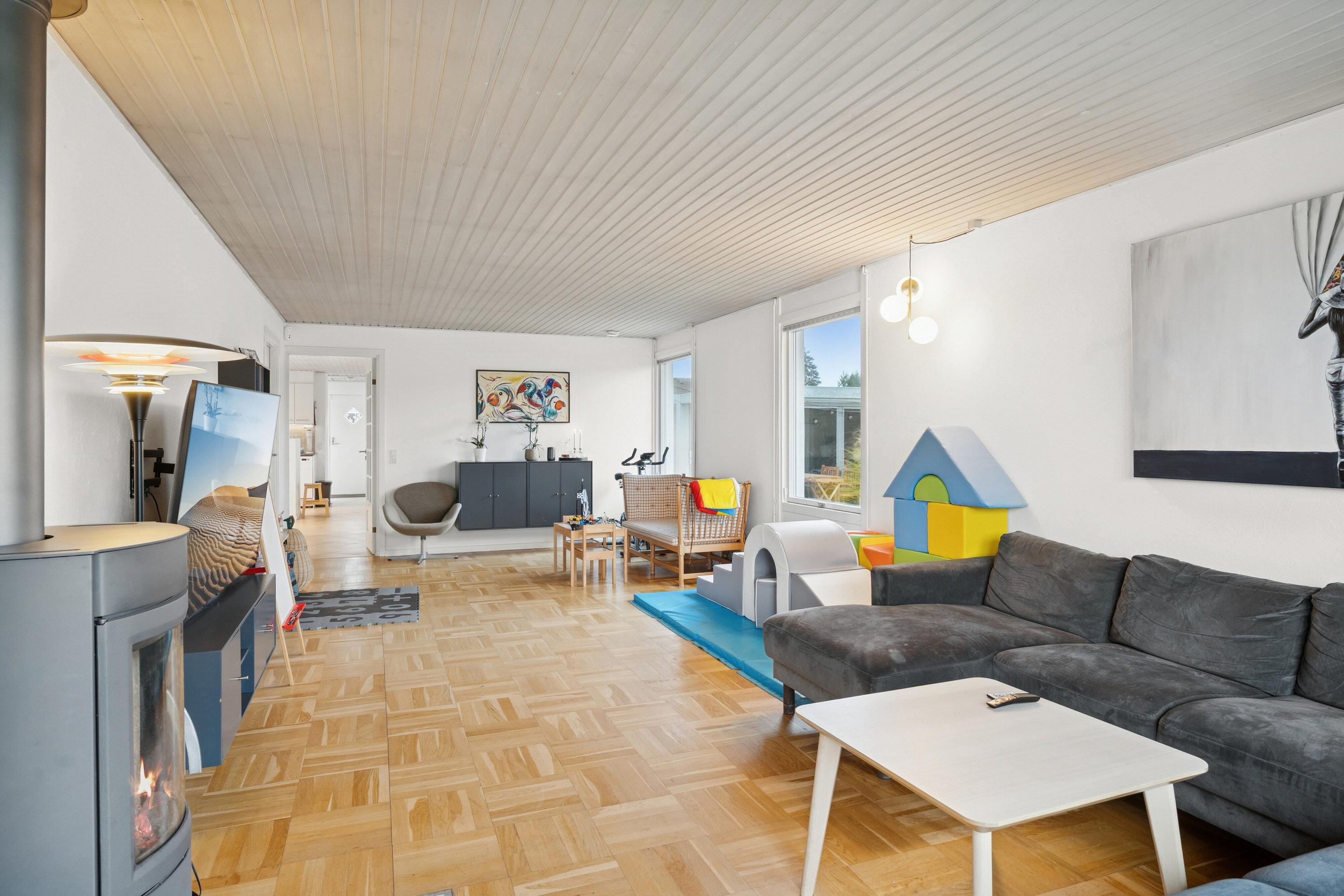 Fremhævet stue billede i fuldskærmstilstand. Billede af Bjergbakkevej 260, 2600 Glostrup