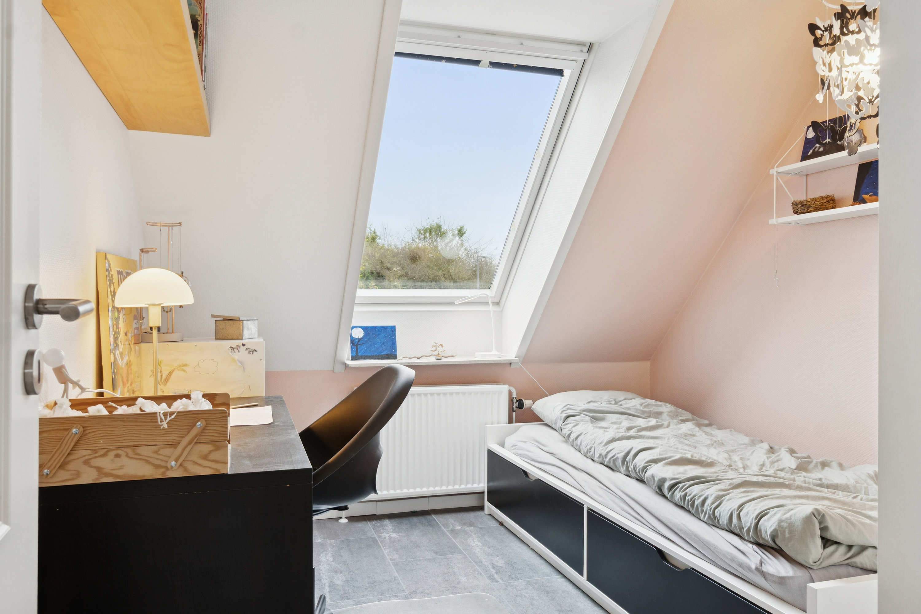 Fremhævet arbejdsværelse billede i fuldskærmstilstand. Billede af Lumbyesvej 12, 4200 Slagelse