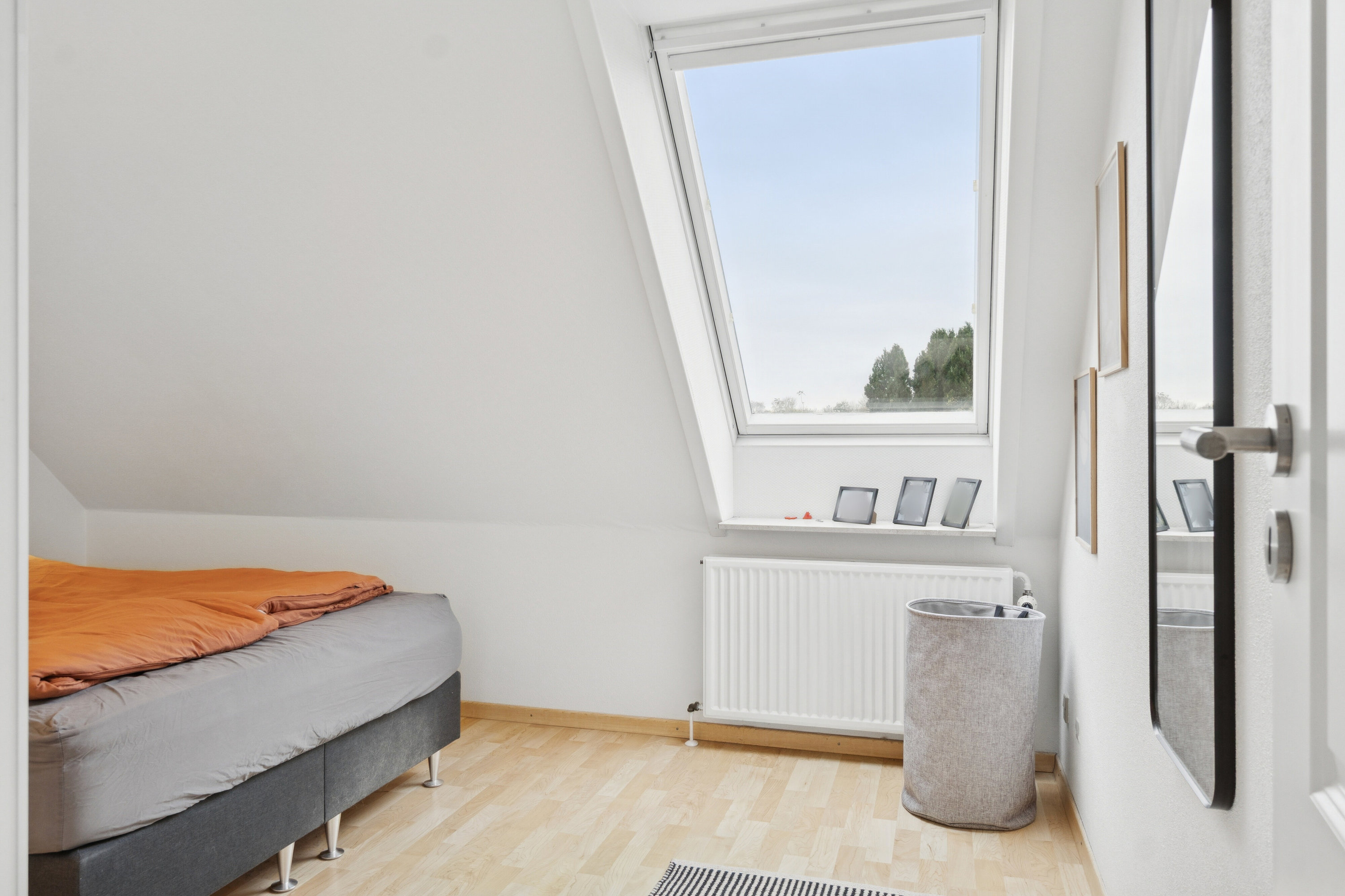 Fremhævet soveværelse billede i fuldskærmstilstand. Billede af Lumbyesvej 12, 4200 Slagelse