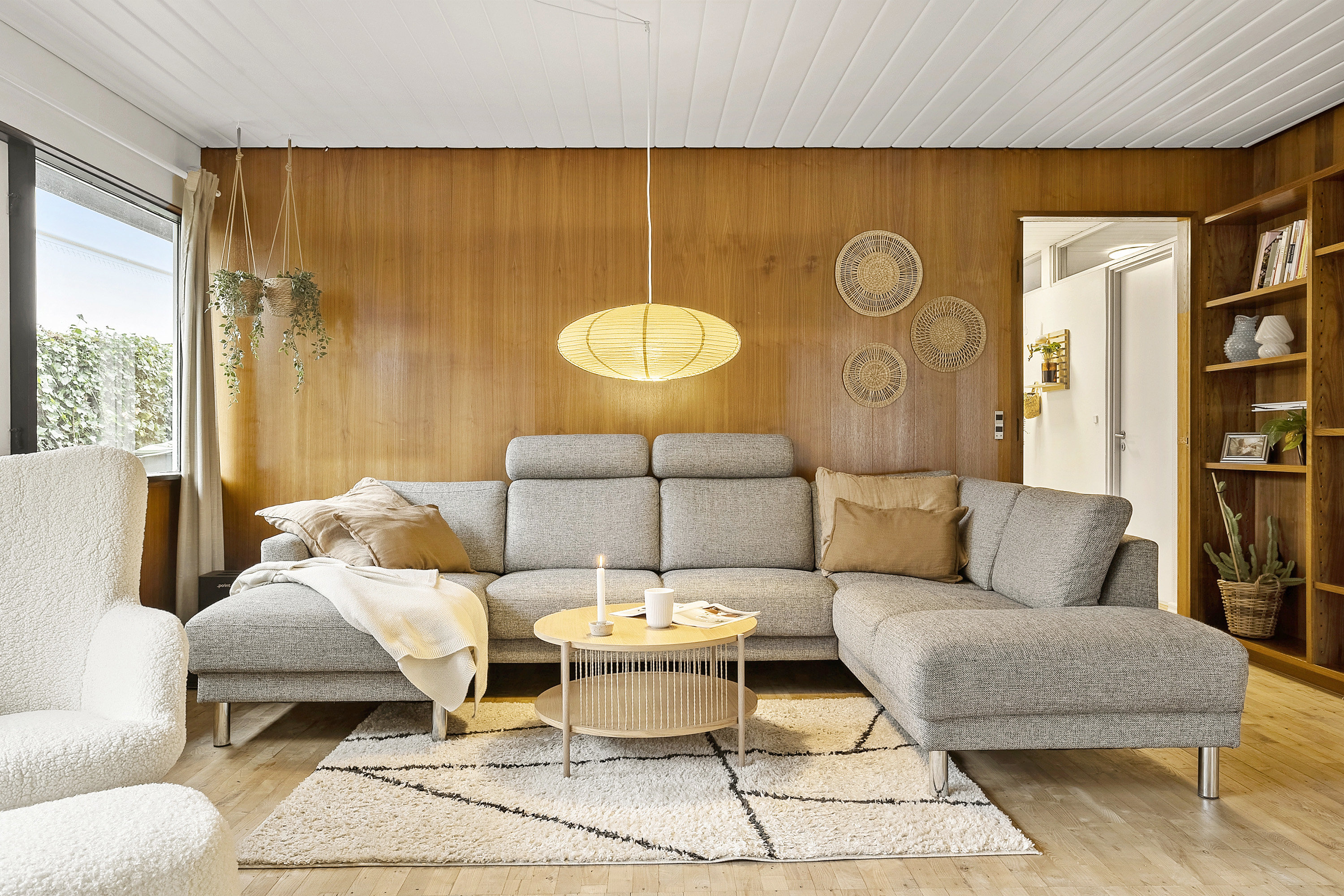 Fremhævet stue billede i fuldskærmstilstand. Billede af Aastrupvej 102, 6100 Haderslev