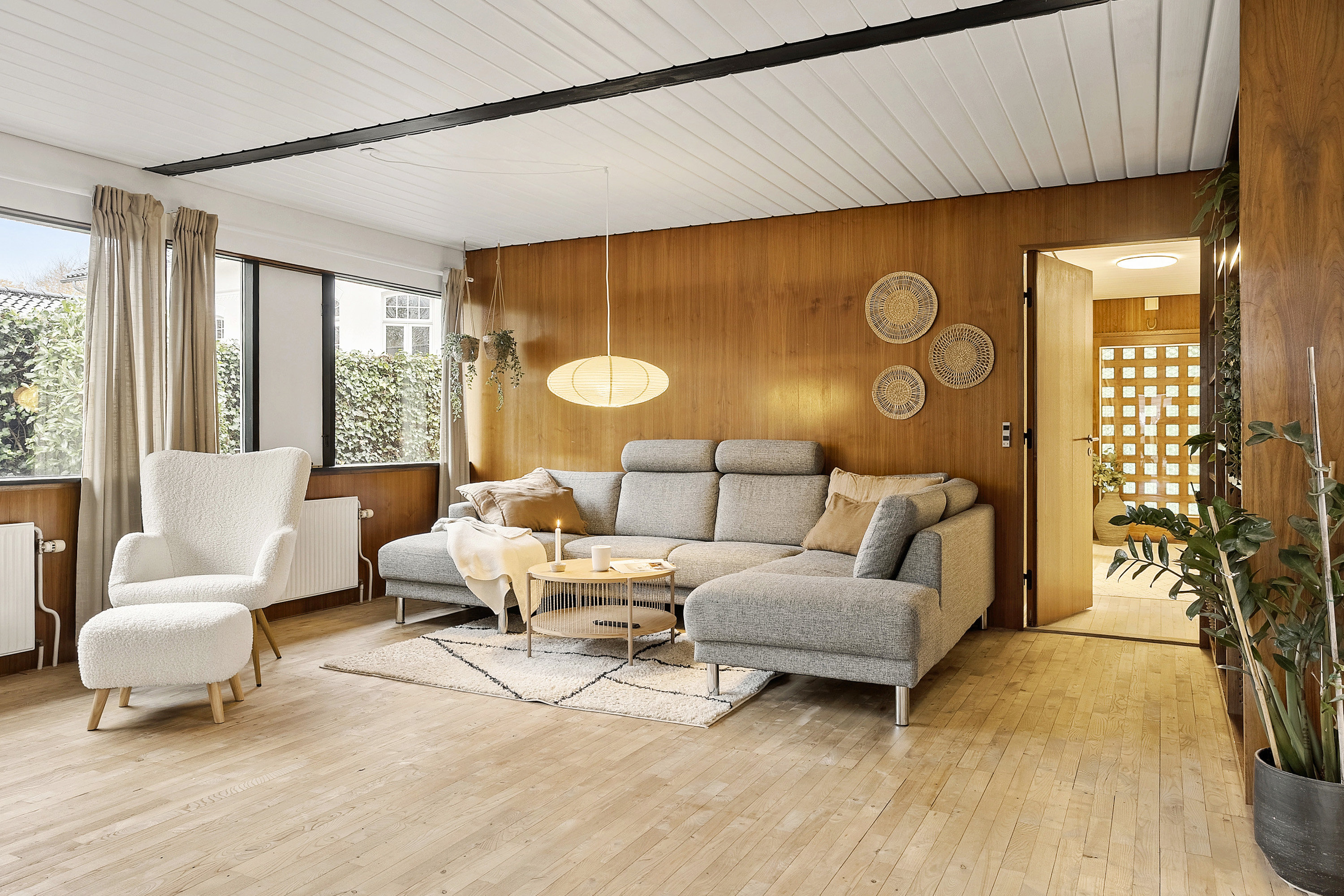 Fremhævet stue billede i fuldskærmstilstand. Billede af Aastrupvej 102, 6100 Haderslev