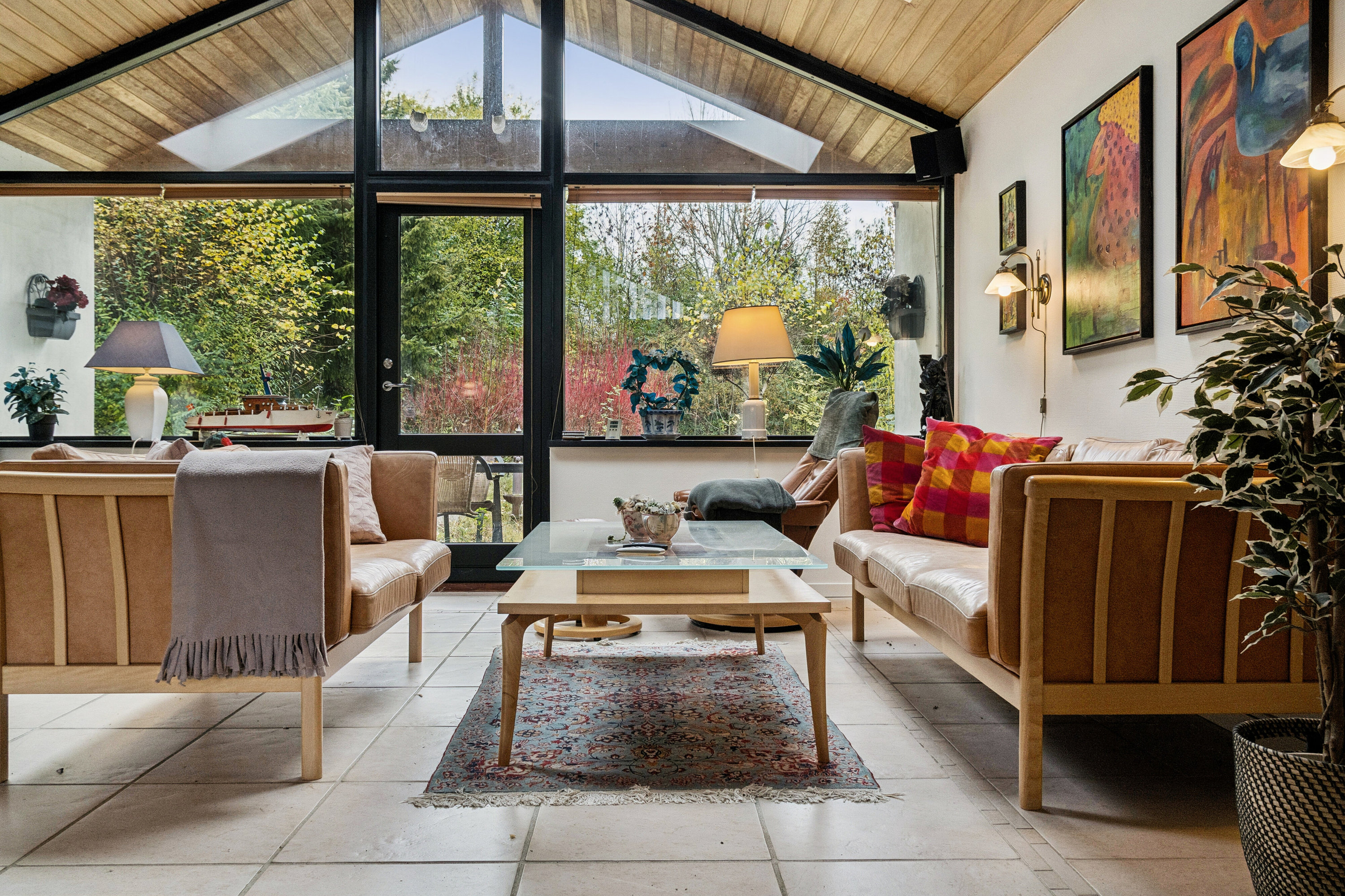 Fremhævet stue billede i fuldskærmstilstand. Billede af To-Bjerg 156, Uglerup, 4300 Holbæk